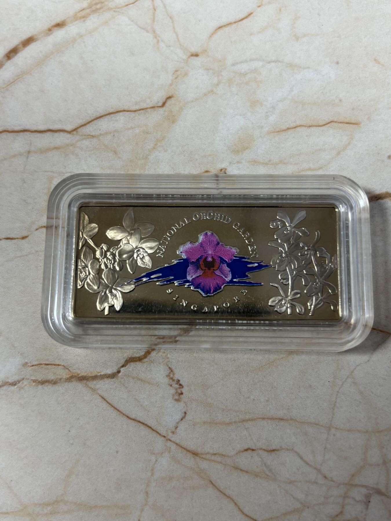 第190期拍卖 新加坡1996年彩色长方形纪念章