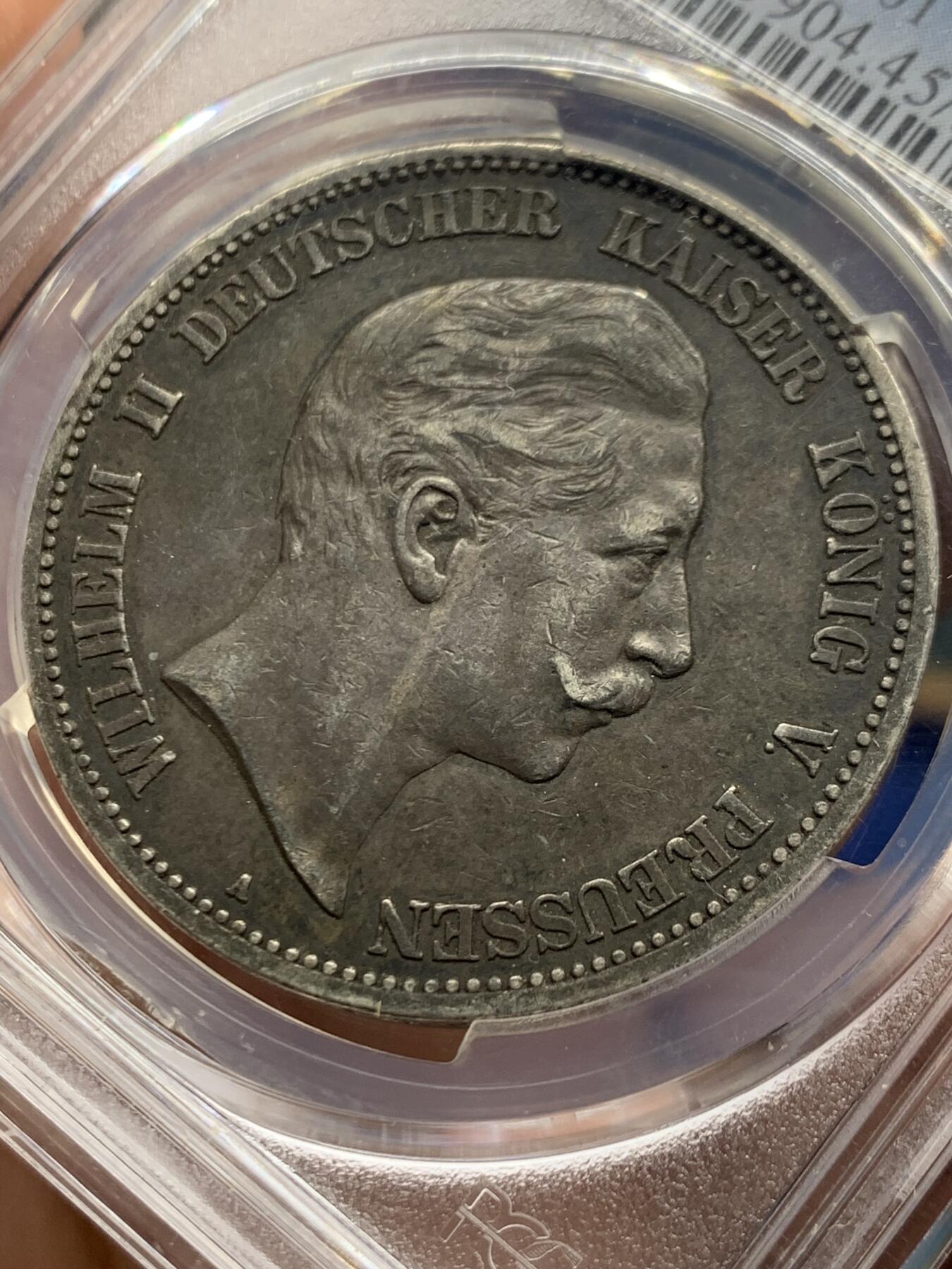 《竞宝斋》第463-465场 周日，周一，周二，3场连拍 （全场包邮）欢迎送拍 PCGS XF45 德国普鲁士1888威廉二世5马克银币 珍惜特年独版 帝国马克绕不开的品种，资源越来越稀缺 外拍价格一路涨 原味传世黑包浆 赠PCGS10枚装评级盒1个