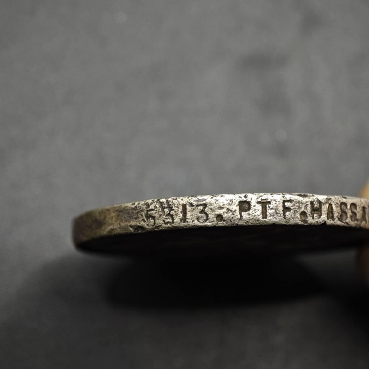 【淘币小摊】实时拍第八百六十一拍   银币套币场   满百包邮可预留二周 每周一统一发货   英国一战银质勋章重29克