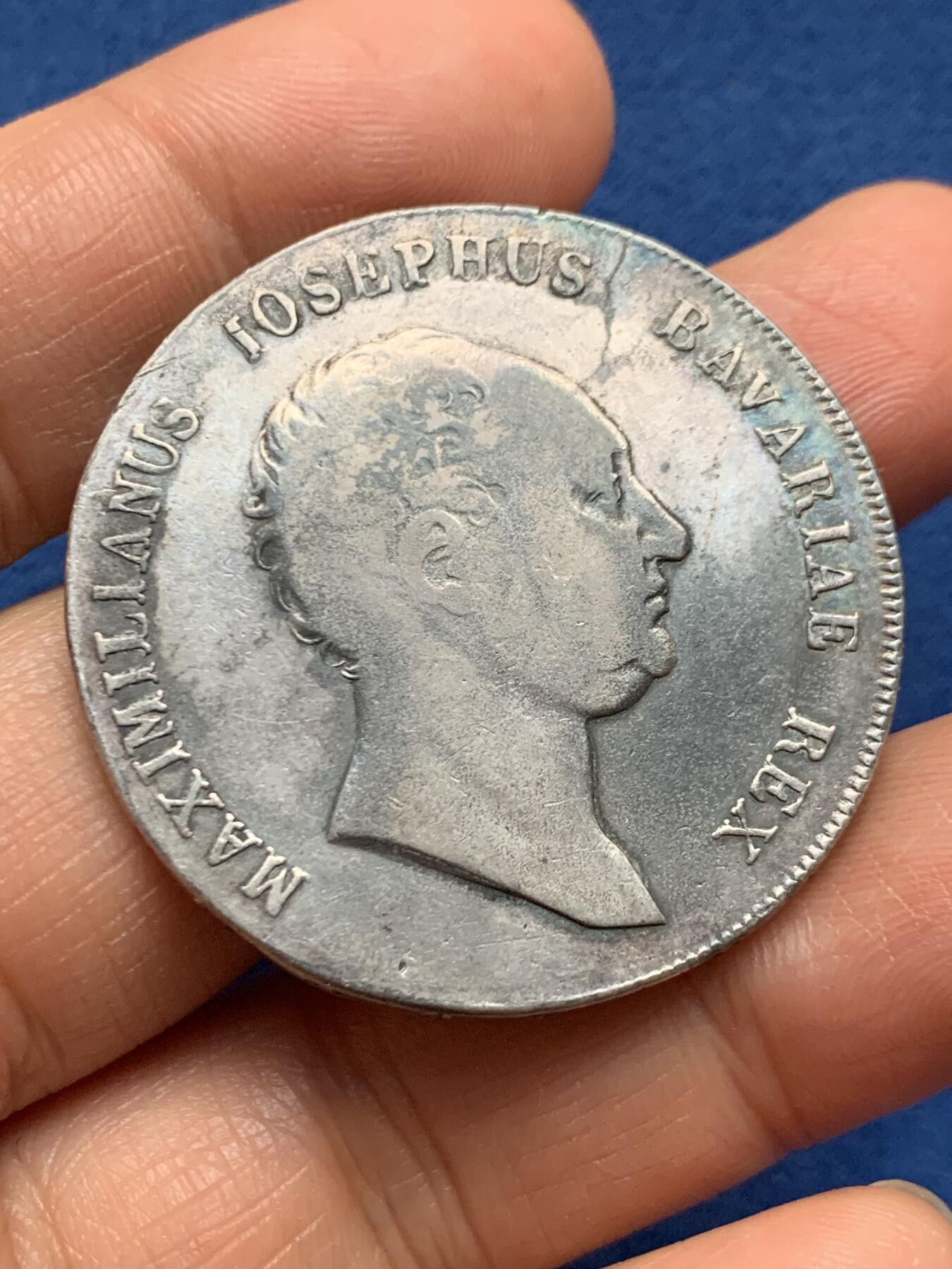 《竞宝斋》第463-465场 周日，周一，周二，3场连拍 （全场包邮）欢迎送拍 德国巴伐利亚1810年1泰勒，剑和权杖，29.2克，39.8mm