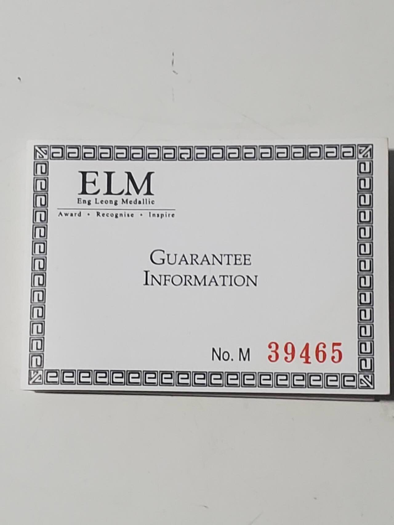 韵星假日军品类拍卖第三十九期暨默多克中校夫妇专场 -- Rimey Holidays Militaria Auction 39 & The Modoks Collection  新加坡共和国警察银制长期服务和良好服务奖章带原盒和原套 银镀金 非常稀少的高级类奖章 品相非常好 表面闪闪发光 elm厂制作 带厂标 39465序列号带原厂证书925银 26克不含绶带 银价接近700 完整一套很难找 