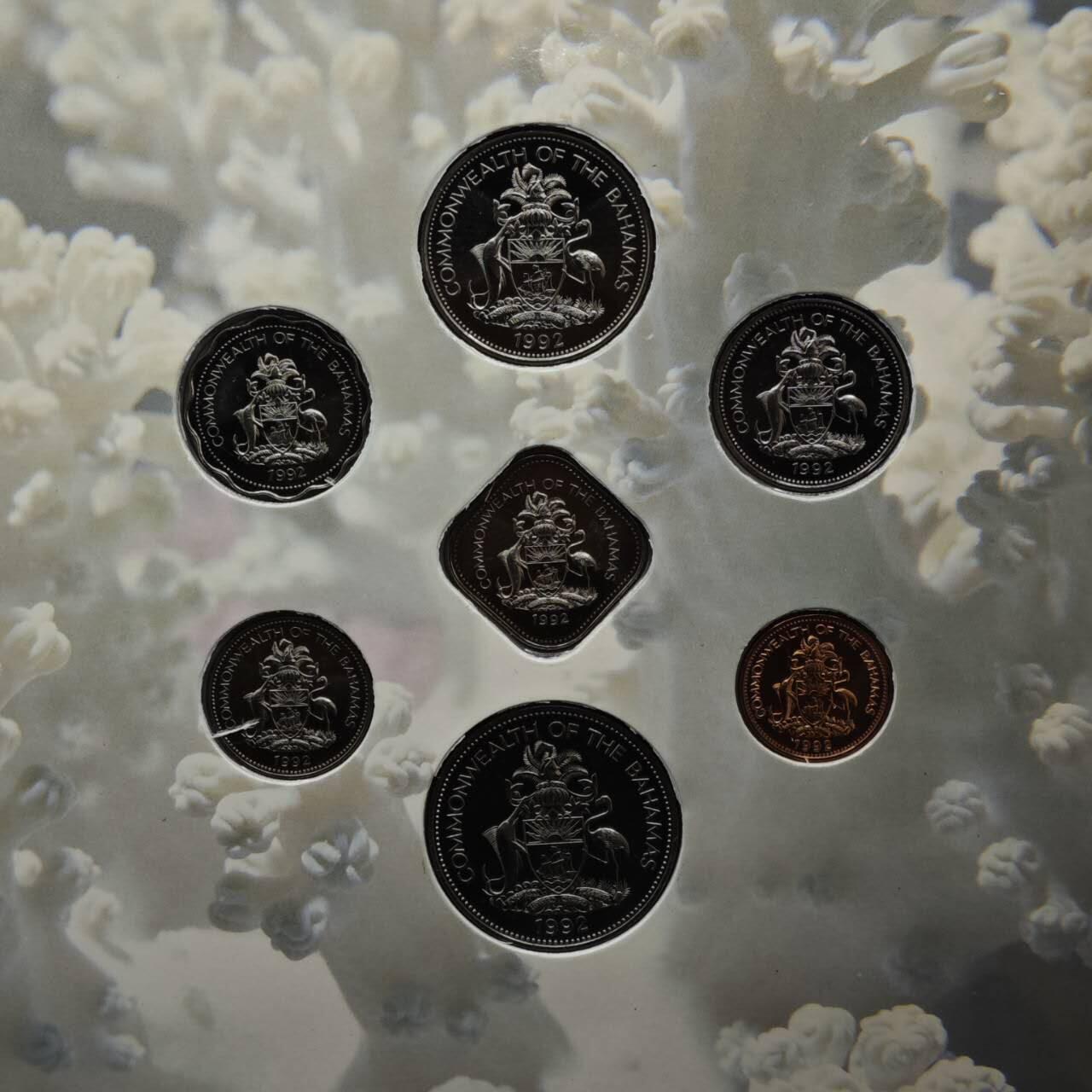 【淘币小摊】实时拍第八百六十一拍   银币套币场   满百包邮可预留二周 每周一统一发货   巴哈马1992年套币