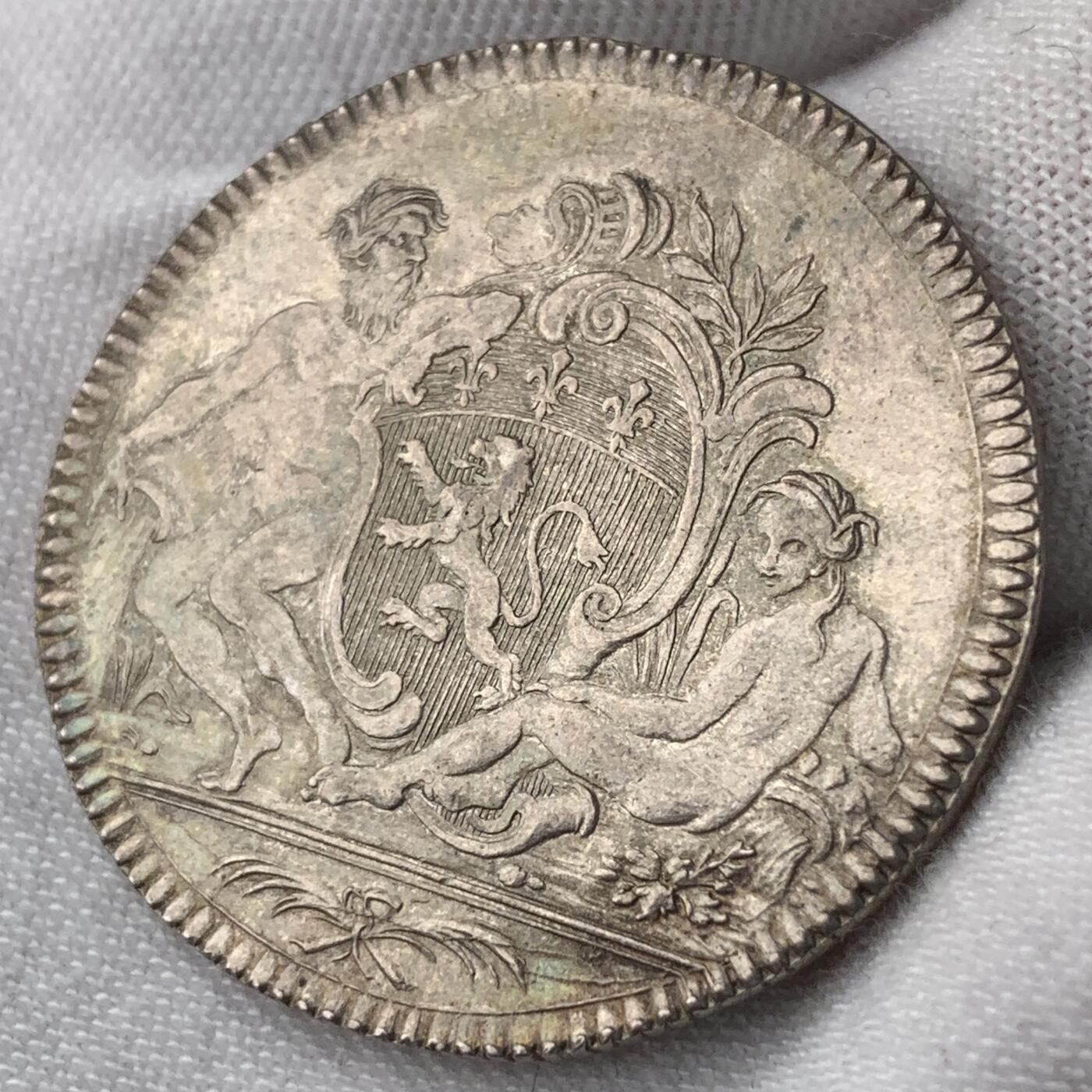 掌中浮雕-藏着的欧洲第052场 1741年法国卢昂学院射击节纪念章，30mm，10.8g