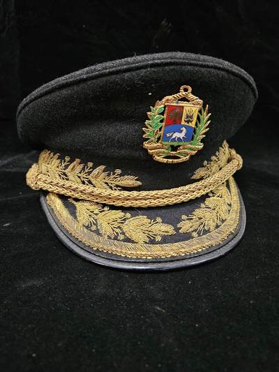 0元起拍勋章 第331期 咸鱼国勋章拍卖专场 2月4日（周三）下午6：00开始 - 委内瑞拉早期将官刺绣礼服大檐帽 57cm