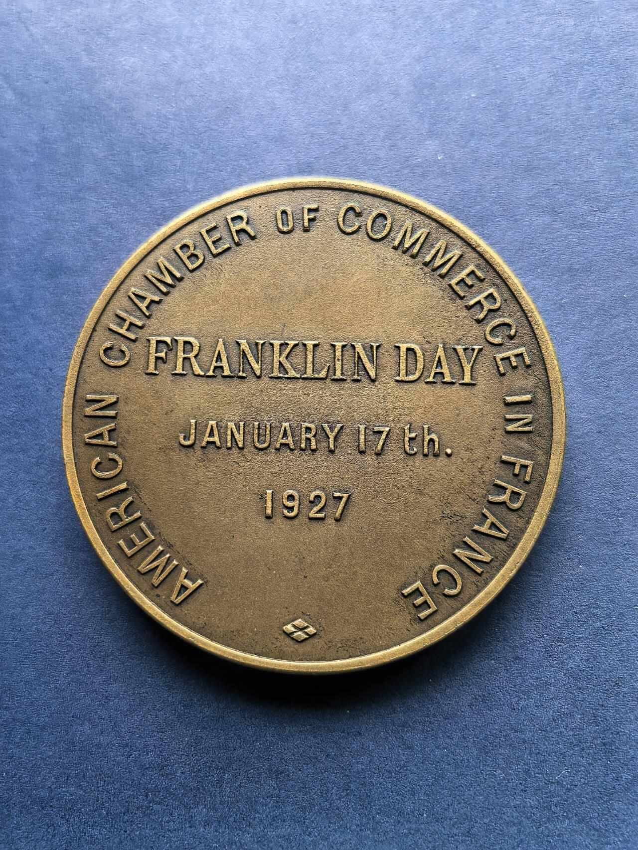 铜章专场 1927年法国铜章，美国驻法商会，富兰克林日，45mm