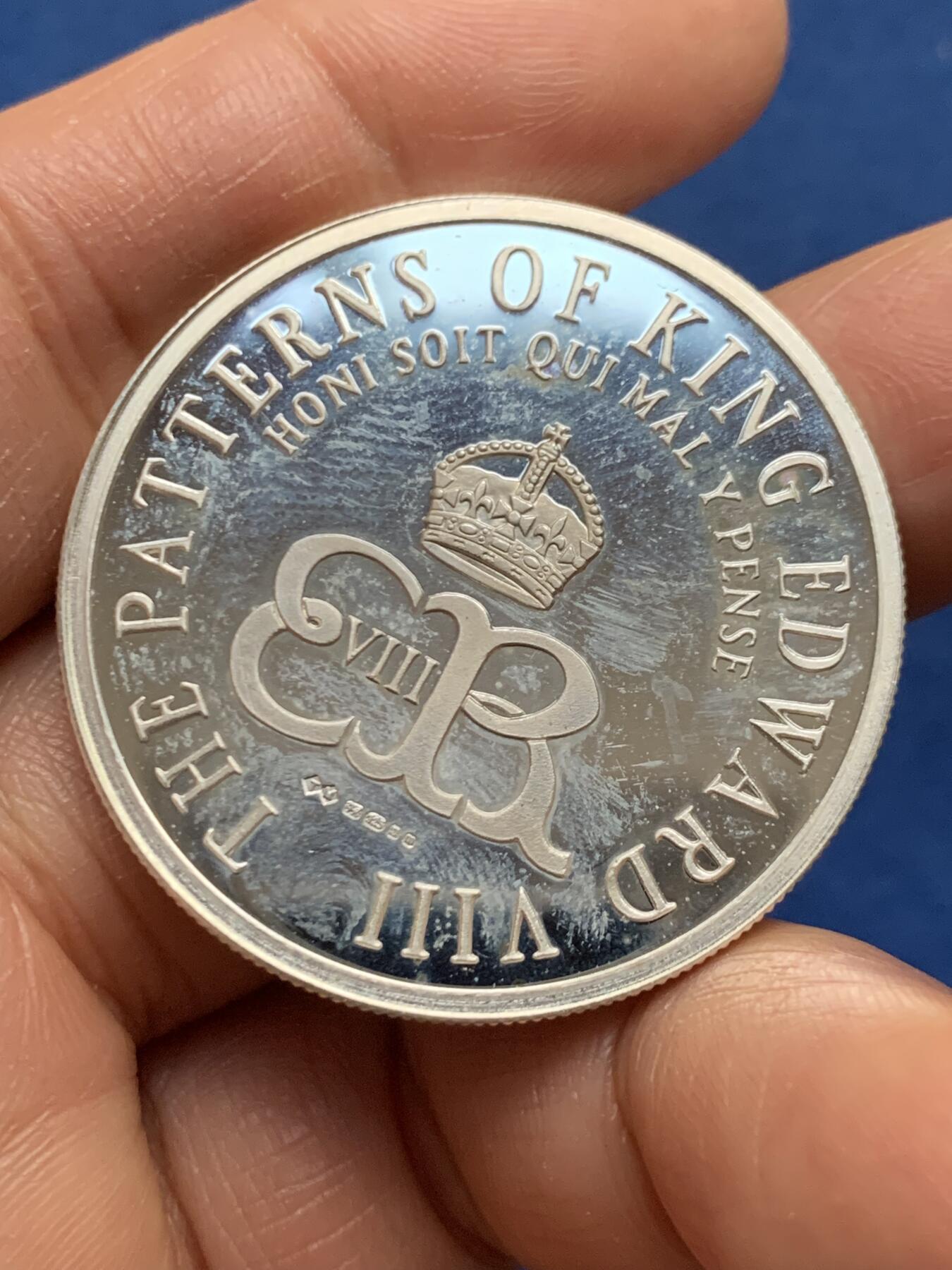 《竞宝斋》第463-465场 周日，周一，周二，3场连拍 （全场包邮）欢迎送拍 英国现代后铸爱德华八世克朗型臆造币 带银标 925银 28.32克