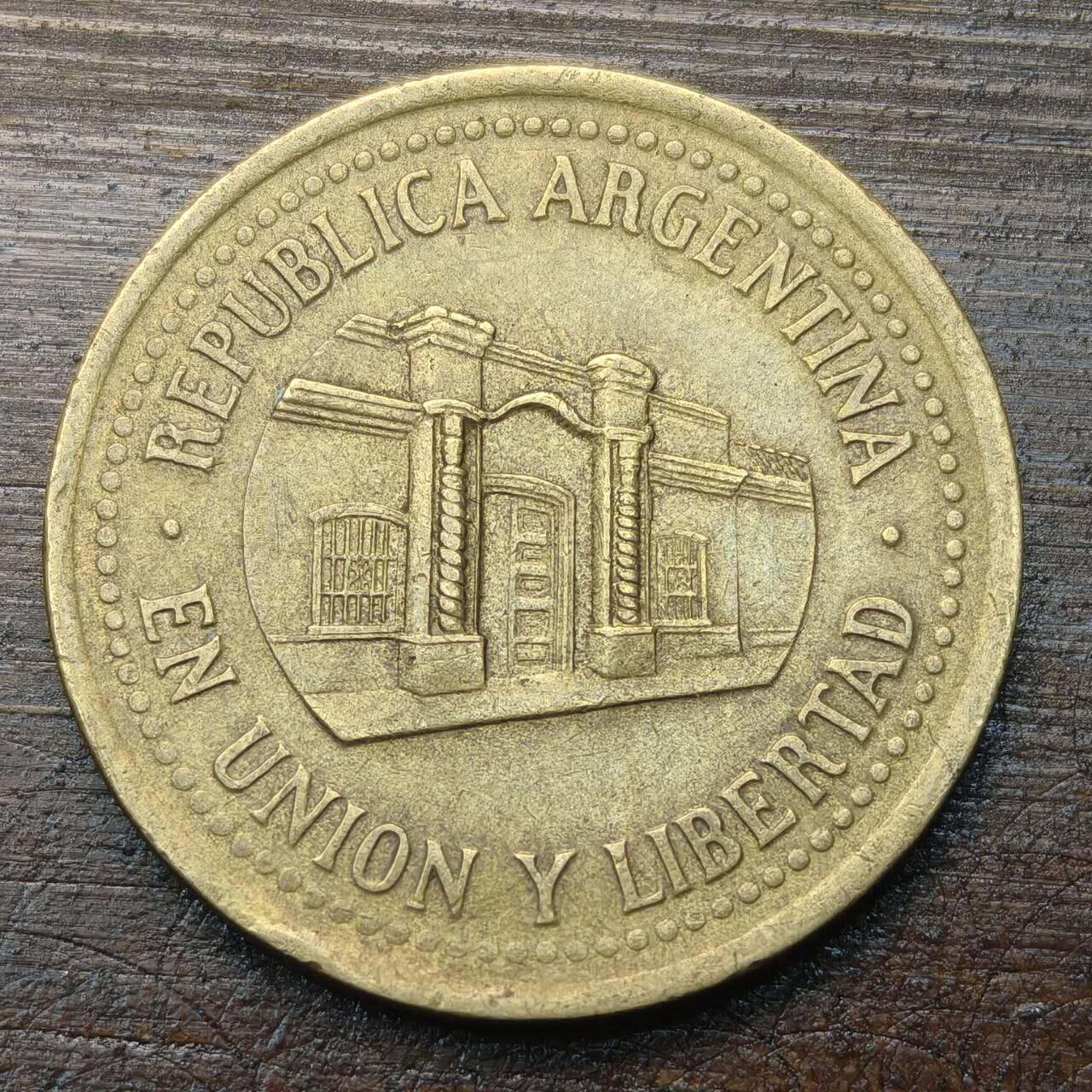 【铜匠收藏】★第143★散币专场 不寄存，30包邮。不满30元，支付5元运费。《接受代拍 代送NGC评级》 59【无寄存】1994年阿根廷 50分 铜币