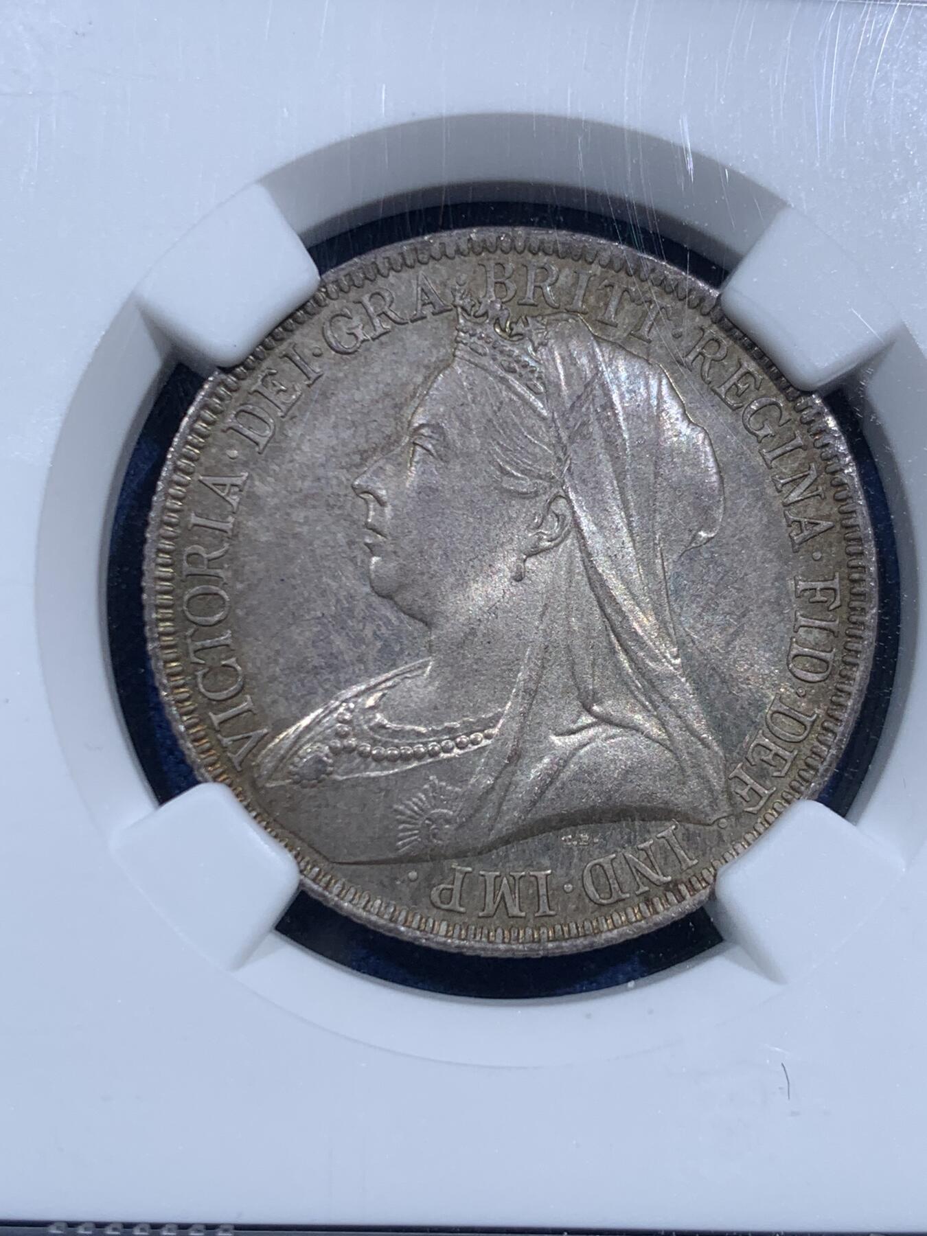 《竞宝斋》第463-465场 周日，周一，周二，3场连拍 （全场包邮）欢迎送拍 NGC MS64 英国 1893年 维多利亚女王 2先令 银币 包浆极美，值得入藏