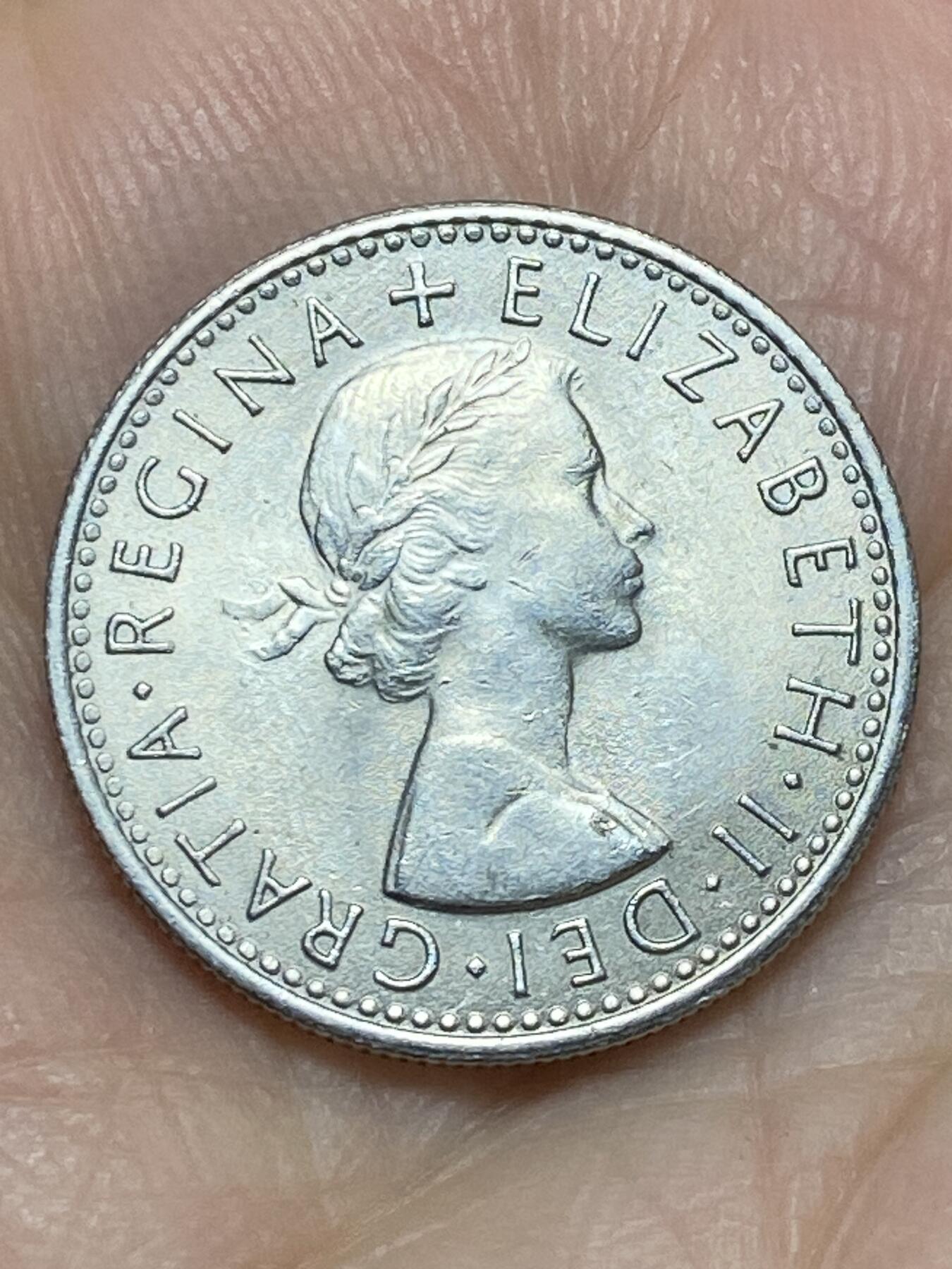 2026年第十七场(总第一百八十六场）外国好品散币场(免佣金) 英国🇬🇧1967年6便士(伊丽莎白二世青年桂冠第二版，普制币关门年)