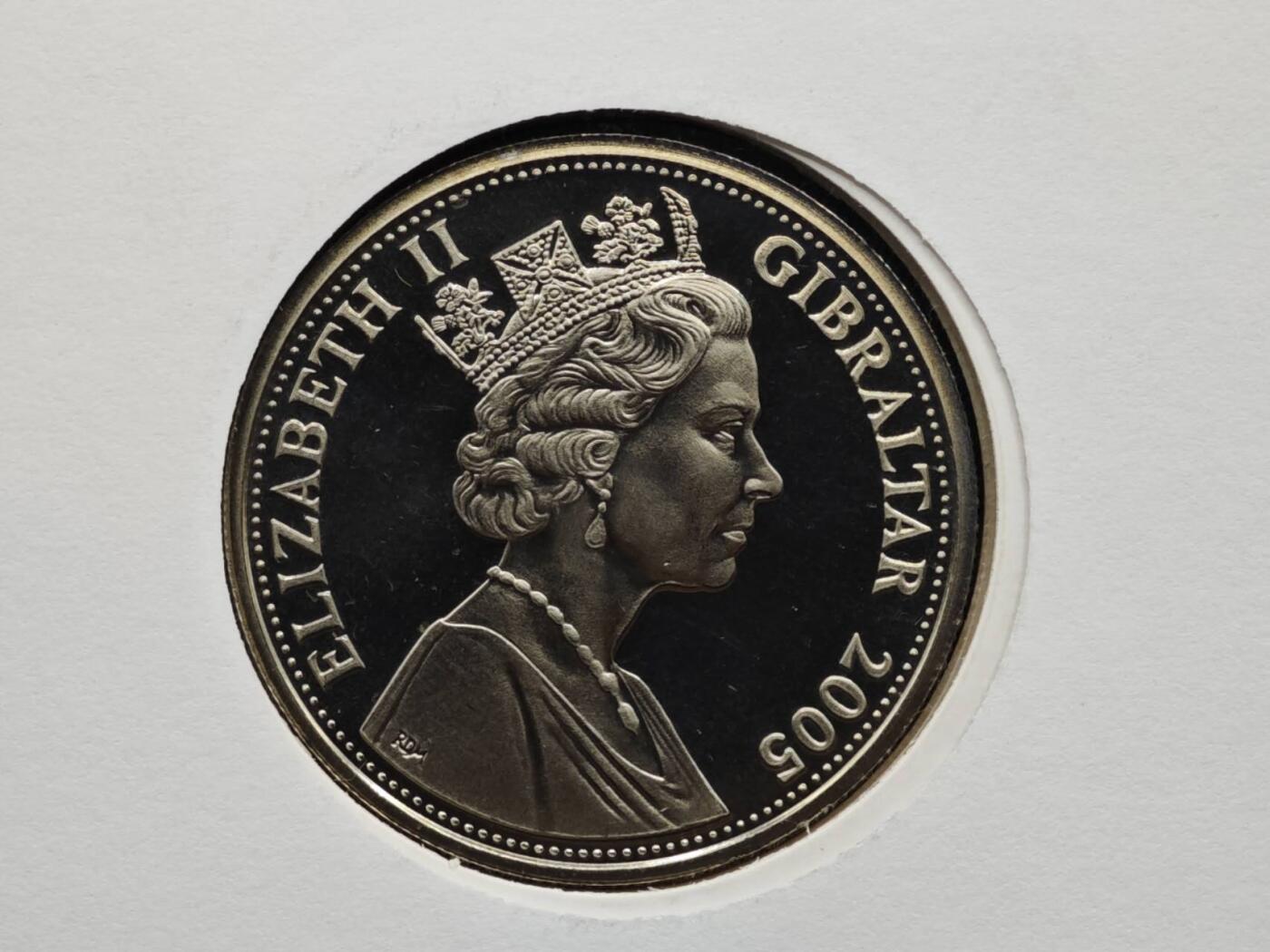 【淘币小摊】限时拍第八百六十二拍  克朗币邮币封场  满百包邮可预留两周  周一统一发货  直布罗陀2005年二战胜利节点克朗纪念币邮币封