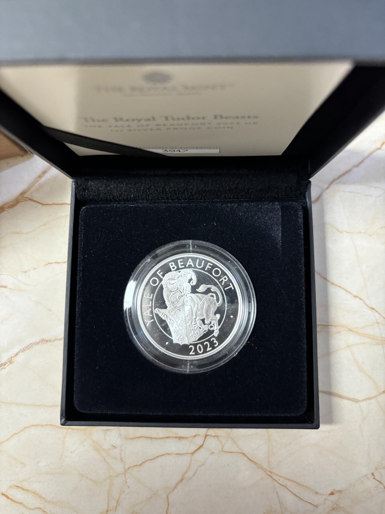 第190期拍卖 英国2023年都铎王朝神兽博福特耶鲁山羊1盎司银币，999银，发行5000枚