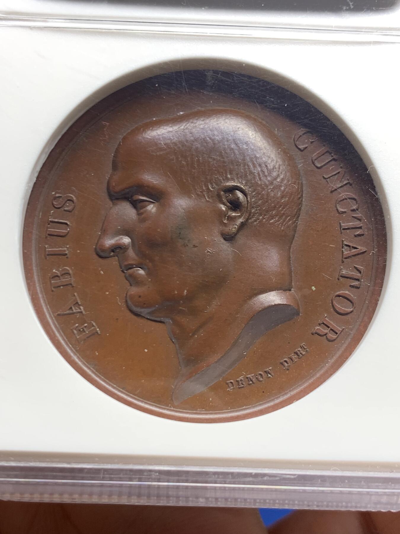 《竞宝斋》第463-465场 周日，周一，周二，3场连拍 （全场包邮）欢迎送拍 NGC MS64BN 法国1807年拿破仑一世在奥斯特罗德原铸铜章，稀少品种，老盒严评，红铜五彩顶级状态，背面为法比乌斯将军，古罗马政治家军事家。