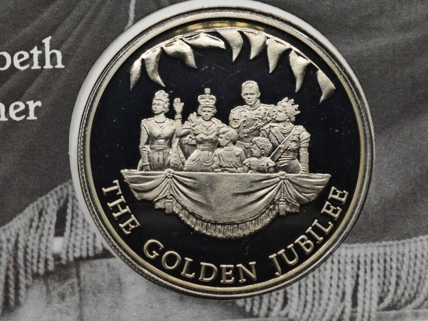 【淘币小摊】限时拍第八百六十二拍  克朗币邮币封场  满百包邮可预留两周  周一统一发货  福克兰群岛2002年女王登基金禧50便士纪念币邮币封