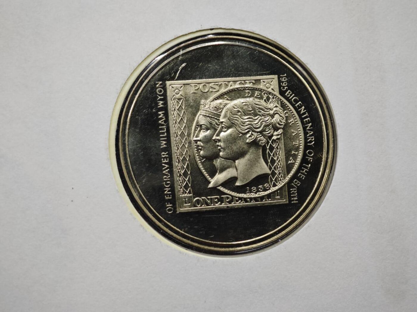 【淘币小摊】限时拍第八百六十二拍  克朗币邮币封场  满百包邮可预留两周  周一统一发货  英国维多利亚肖像雕刻师纪念章邮币封