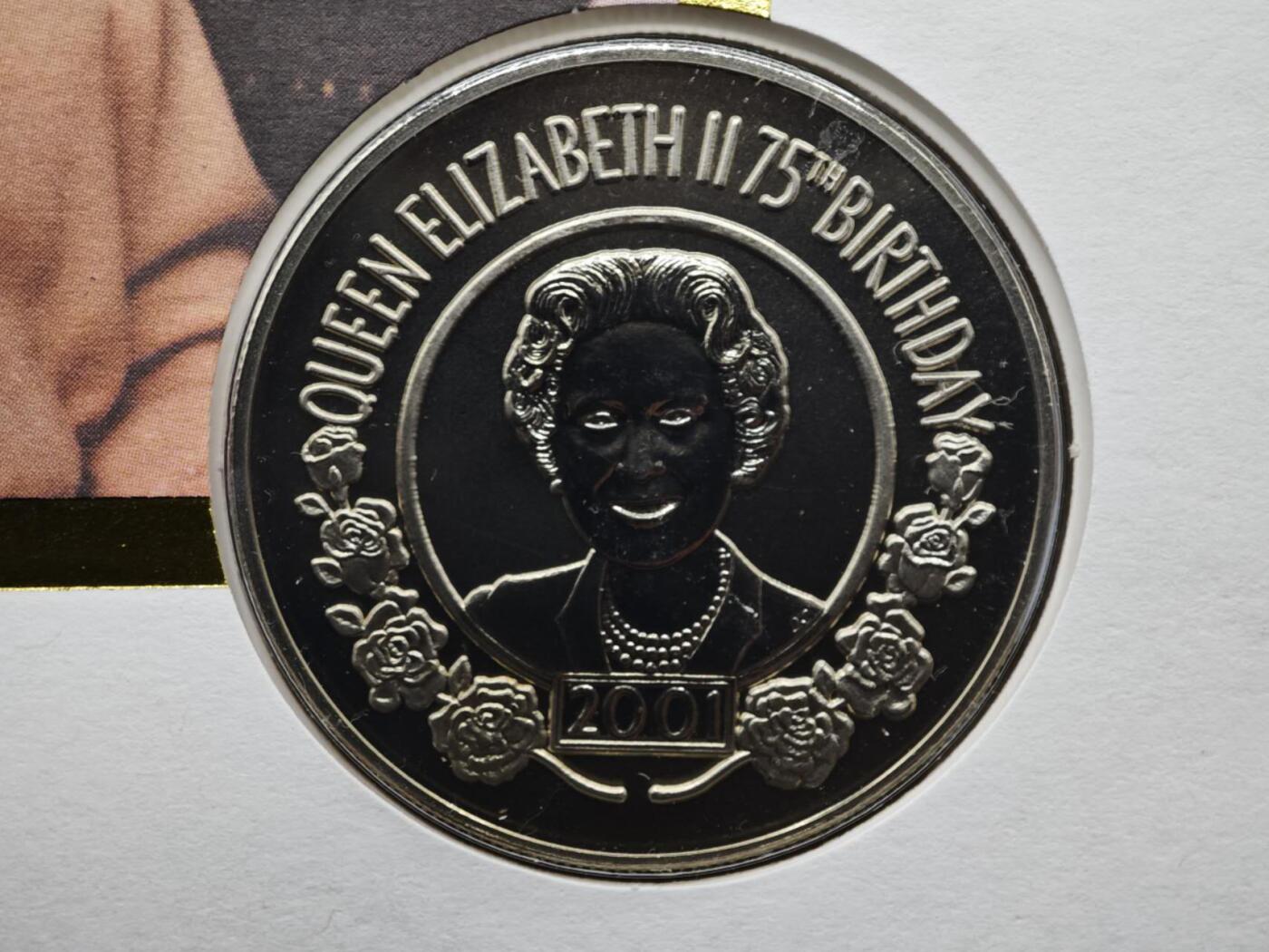 【淘币小摊】限时拍第八百六十二拍  克朗币邮币封场  满百包邮可预留两周  周一统一发货  圣赫勒拿2001年女王75周岁50便士纪念币邮币封