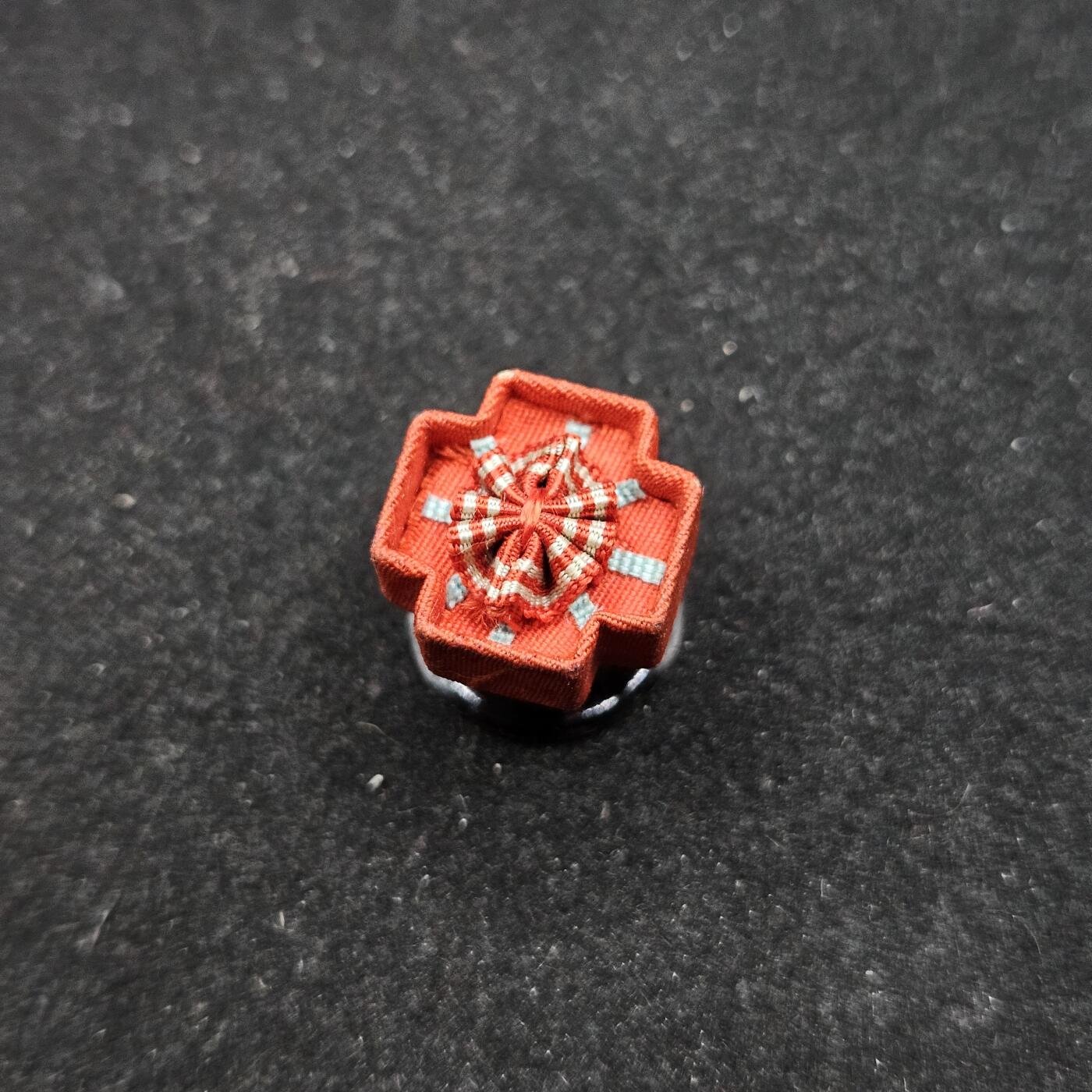 0元起拍勋章 第331期 咸鱼国勋章拍卖专场 2月4日（周三）下午6：00开始 赤十字有功略授