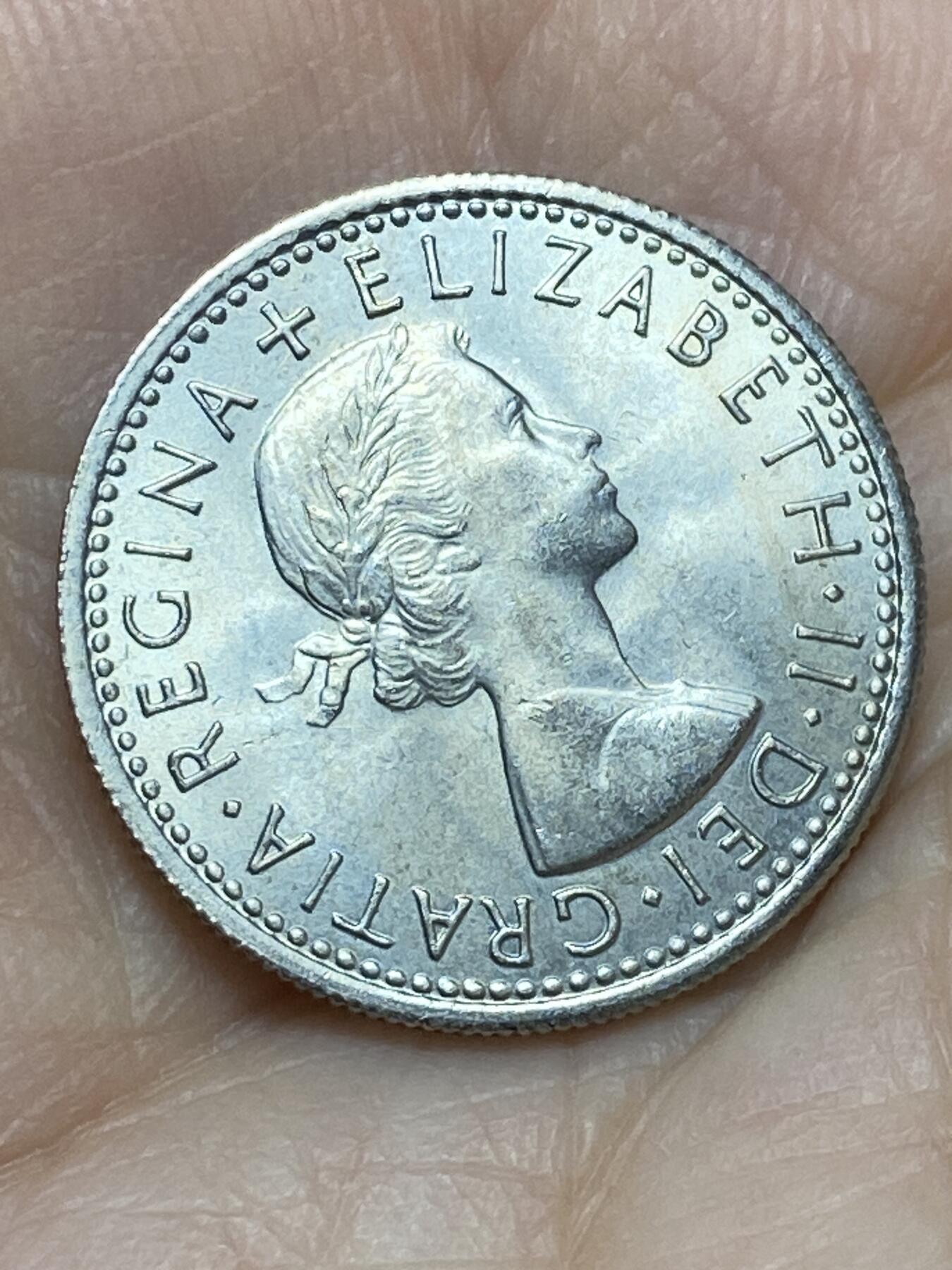 2026年第十七场(总第一百八十六场）外国好品散币场(免佣金) 英国🇬🇧1967年6便士(伊丽莎白二世青年桂冠第二版，普制币关门年)