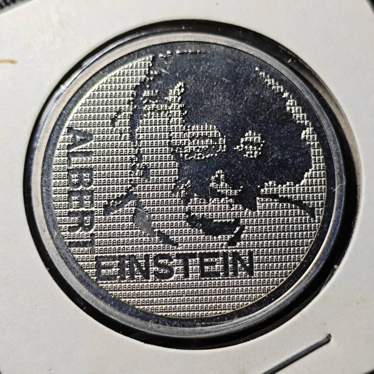 KK钱币收藏小铺  第398期 百期特拍（四拍之二） 2月预留时间 周末发货  1979瑞士5法郎纪念币