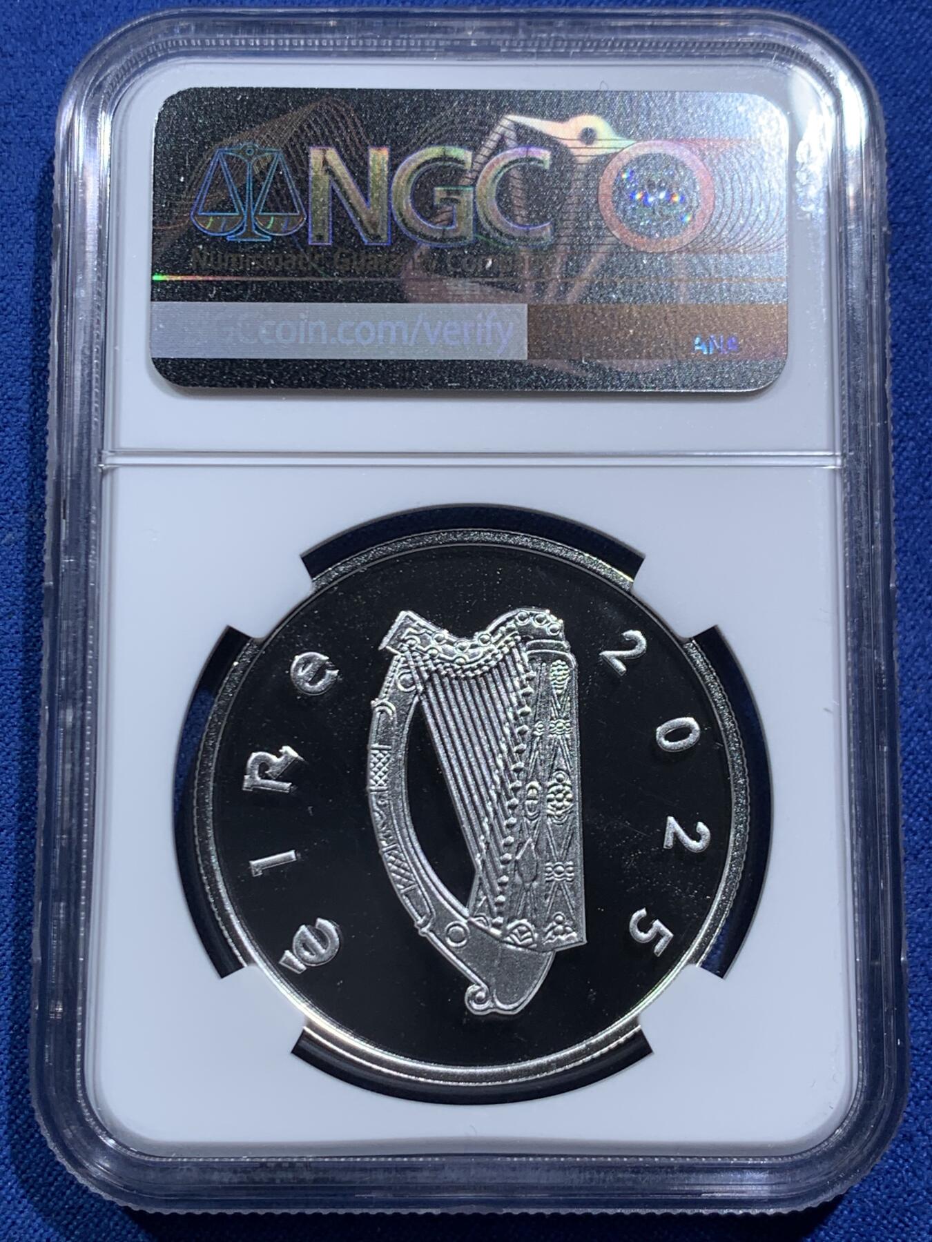 《竞宝斋》第463-465场 周日，周一，周二，3场连拍 （全场包邮）欢迎送拍 NGC PF69UC 爱尔兰2025年丹尼尔.奥康奈尔诞辰250周年15欧元精制纪念银币（28.28克重，925银，币径38.61MM，限量发行3千枚，盒证齐全）