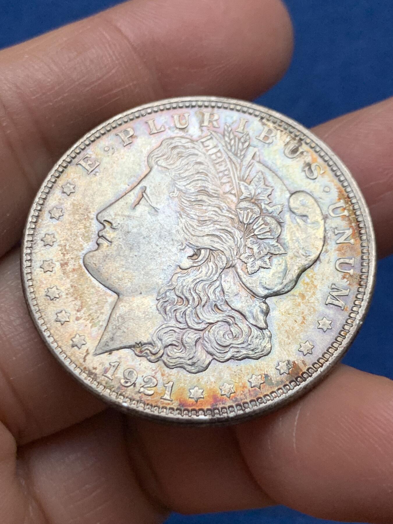 《竞宝斋》第463-465场 周日，周一，周二，3场连拍 （全场包邮）欢迎送拍 美国 1921年 1美元 摩根银币 带包浆 品相见图