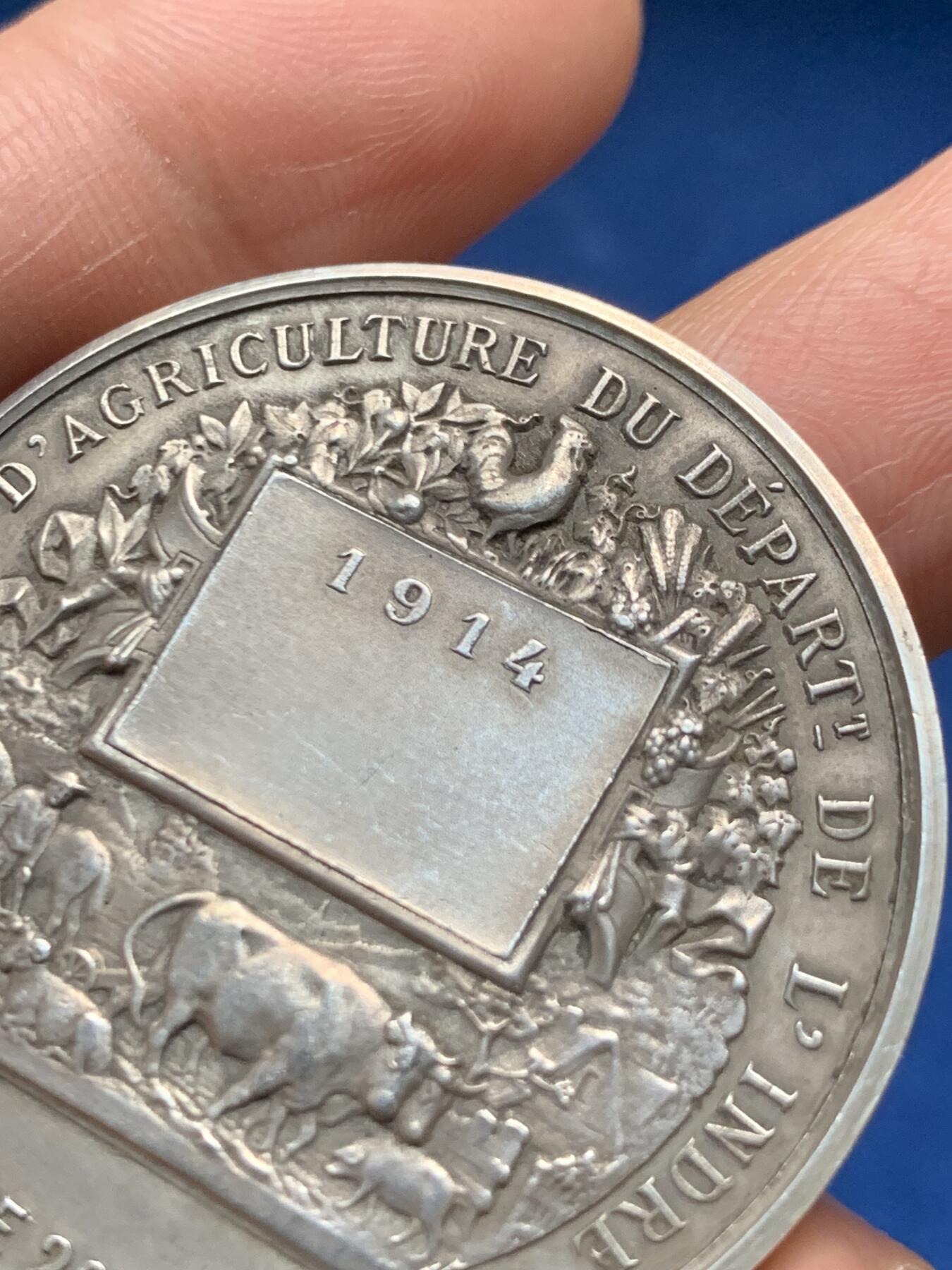 《竞宝斋》第463-465场 周日，周一，周二，3场连拍 （全场包邮）欢迎送拍 法国林德尔农业协会纪念银章 高卢雄鸡 950银 40.1克 42mm