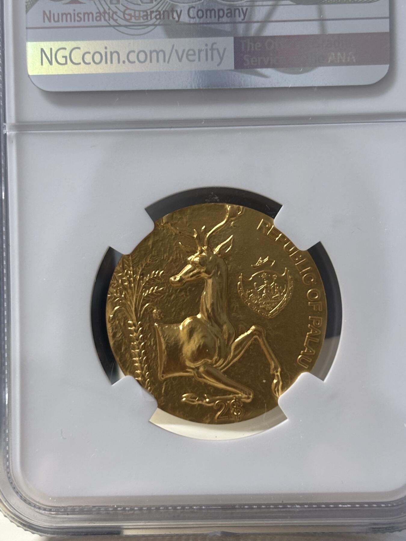 第190期拍卖 帕劳2022年复刻古希腊蜜蜂和雄鹿银币NGC-MS70首期，999银镀金，15克，发行500枚