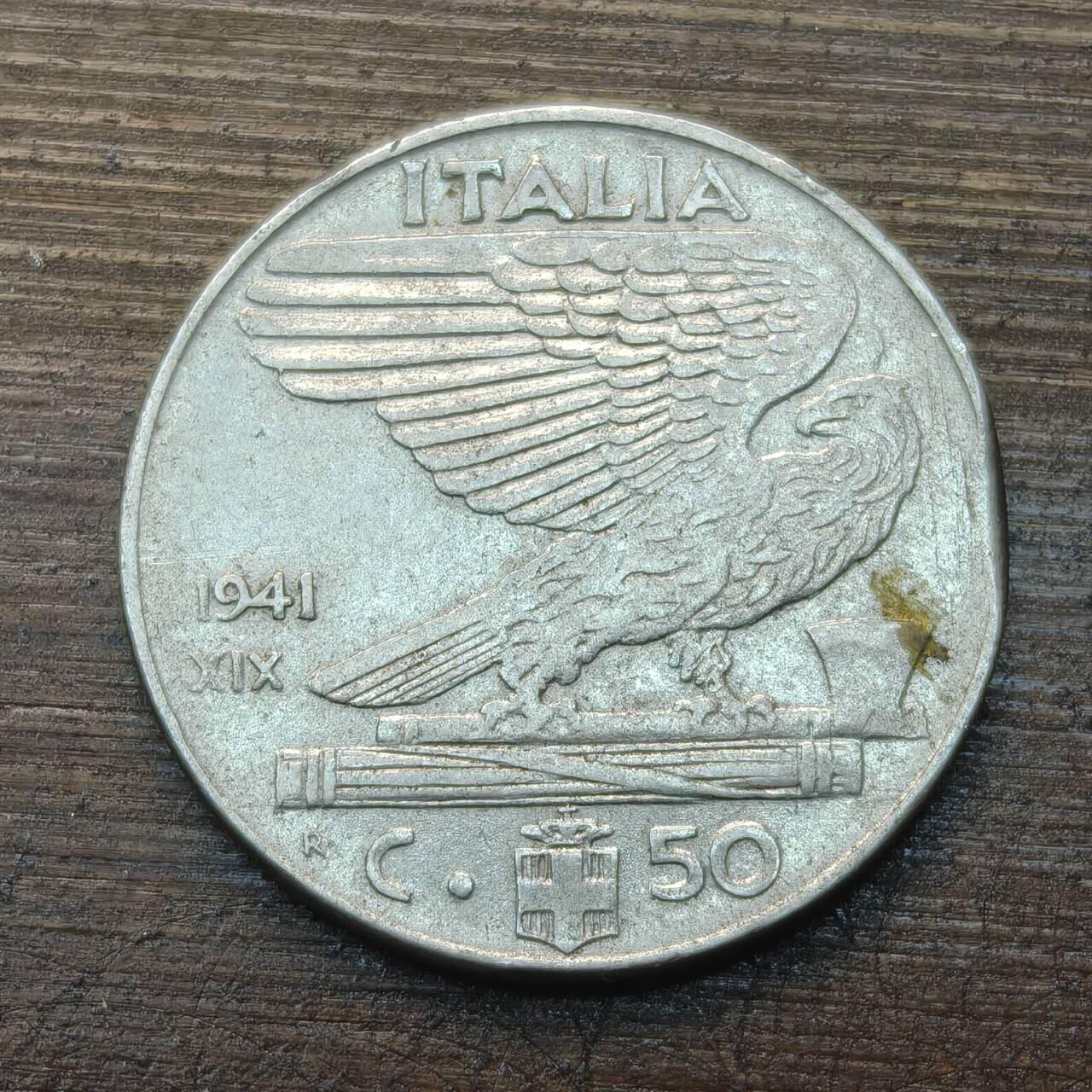 【铜匠收藏】★第143★散币专场 不寄存，30包邮。不满30元，支付5元运费。《接受代拍 代送NGC评级》 81【无寄存】意大利 1941年 50分 合金钢镍币