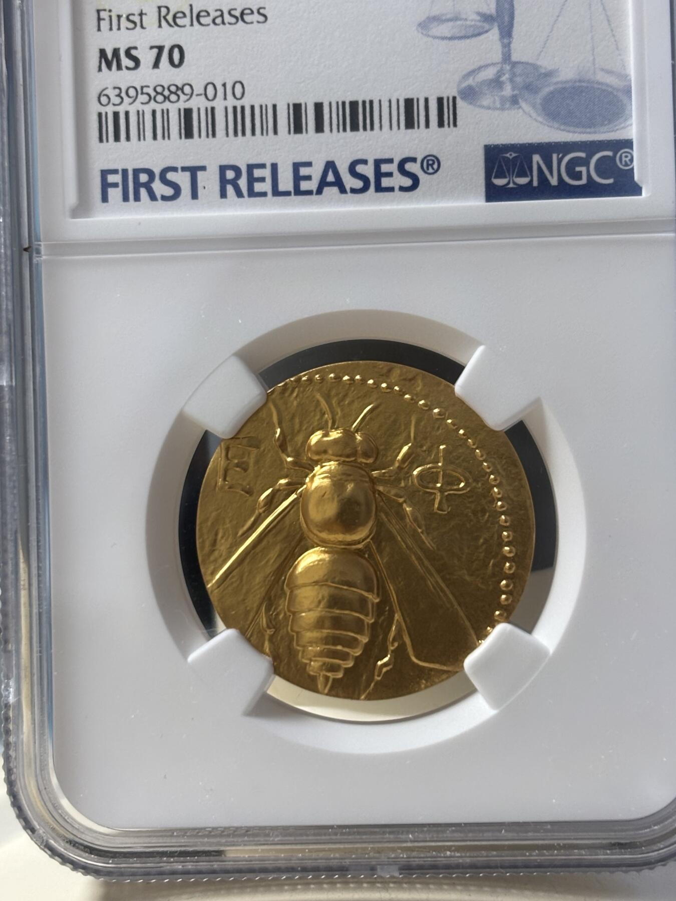 第190期拍卖 帕劳2022年复刻古希腊蜜蜂和雄鹿银币NGC-MS70首期，999银镀金，15克，发行500枚