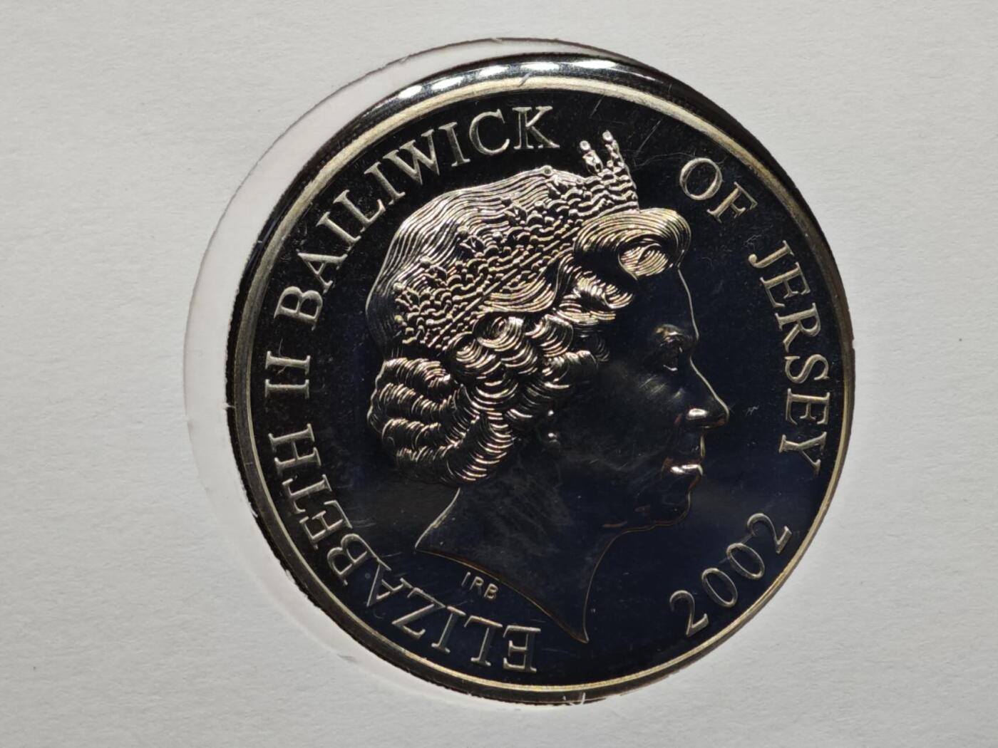 【淘币小摊】限时拍第八百六十二拍  克朗币邮币封场  满百包邮可预留两周  周一统一发货  泽西岛2002年女王登基金禧5镑纪念币邮币封