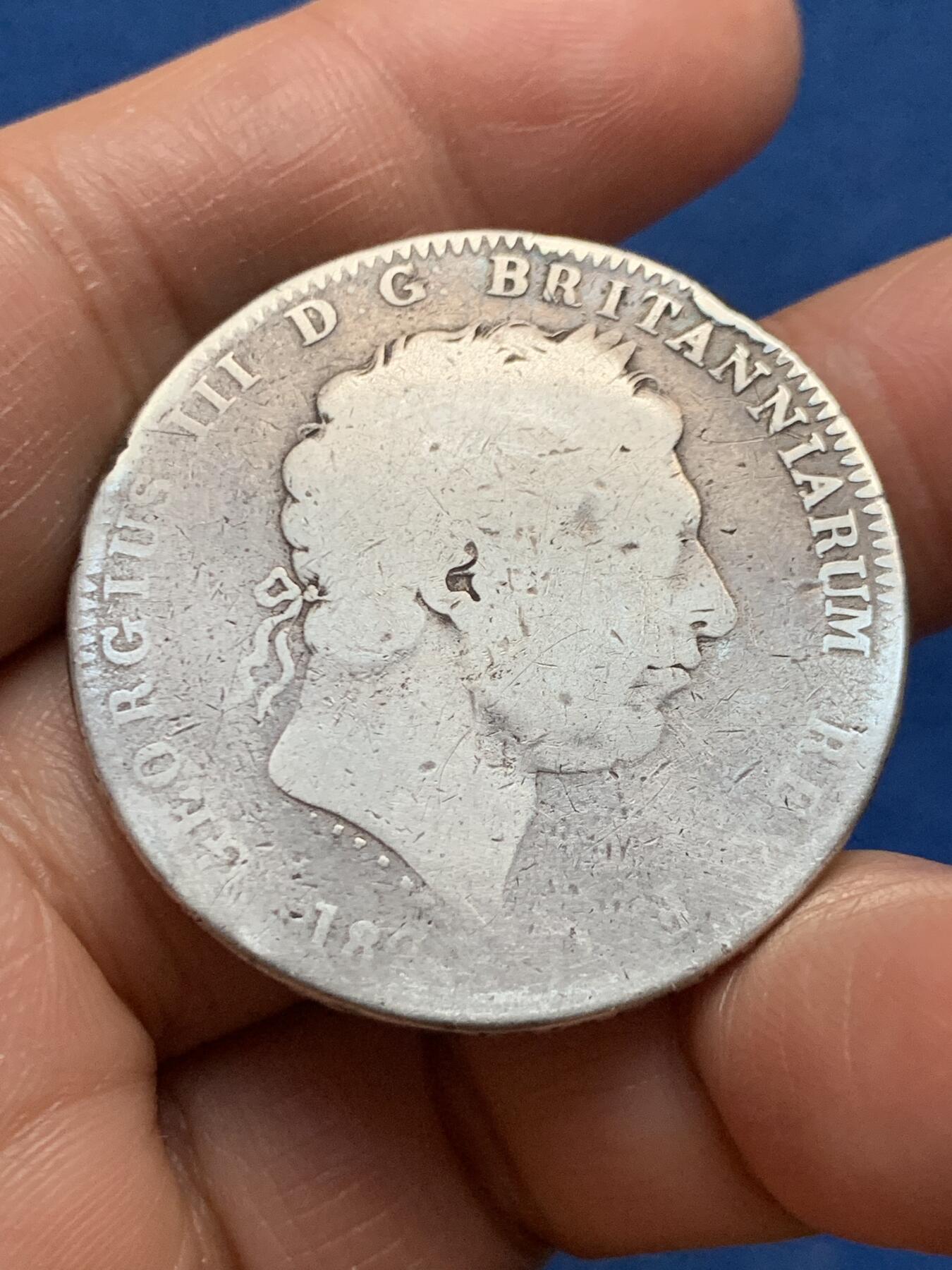 《竞宝斋》第463-465场 周日，周一，周二，3场连拍 （全场包邮）欢迎送拍 英国 1820 乔三 马剑 银币  27.32克  925银 200多年前的高银银币 手感一流