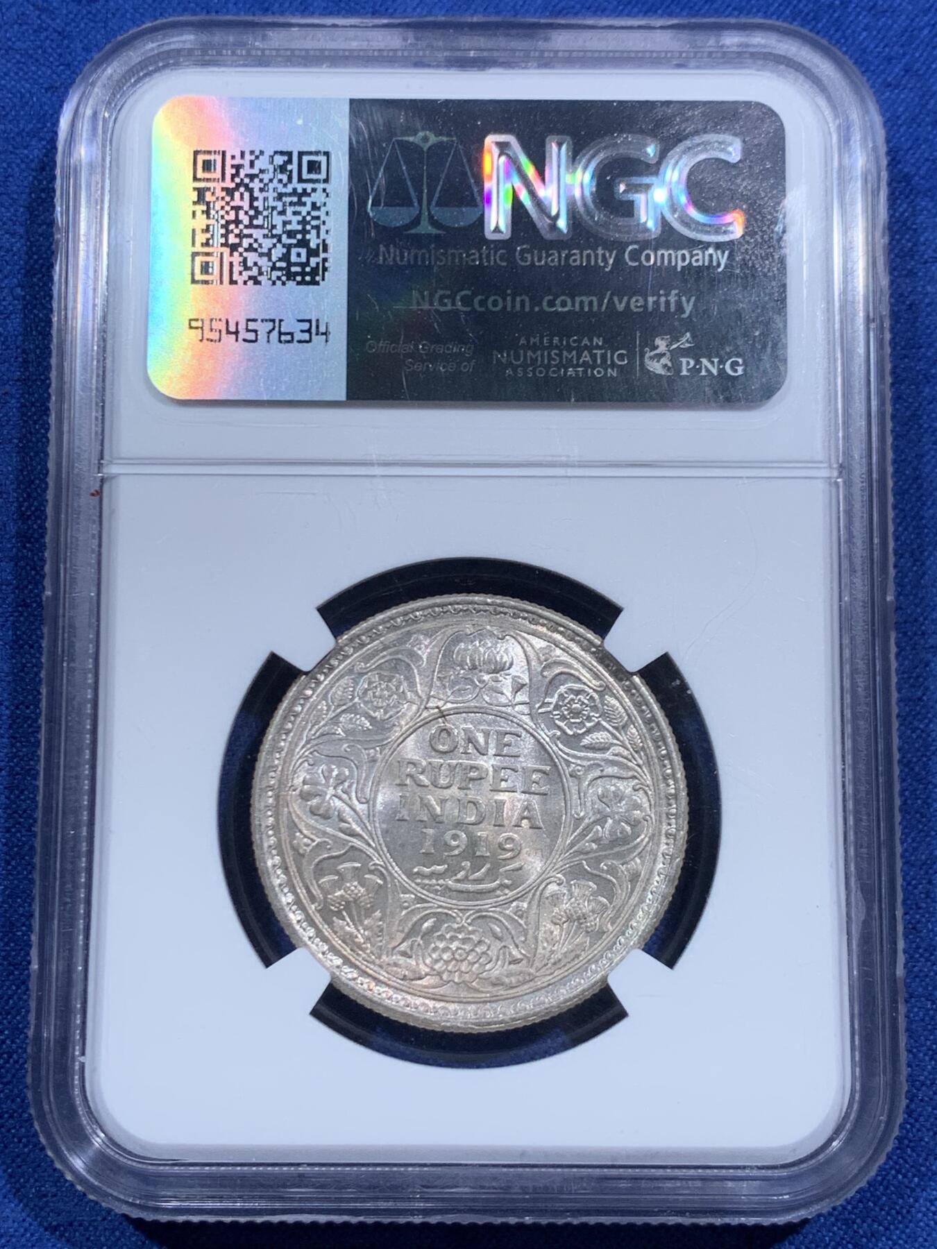 《竞宝斋》第463-465场 周日，周一，周二，3场连拍 （全场包邮）欢迎送拍 NGC MS62 英属印度1919年乔治五世1卢比  917银