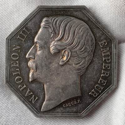 掌中浮雕-藏着的欧洲第052场 -  法国波尔多工业商会八角银章，33.5mm，19.53g