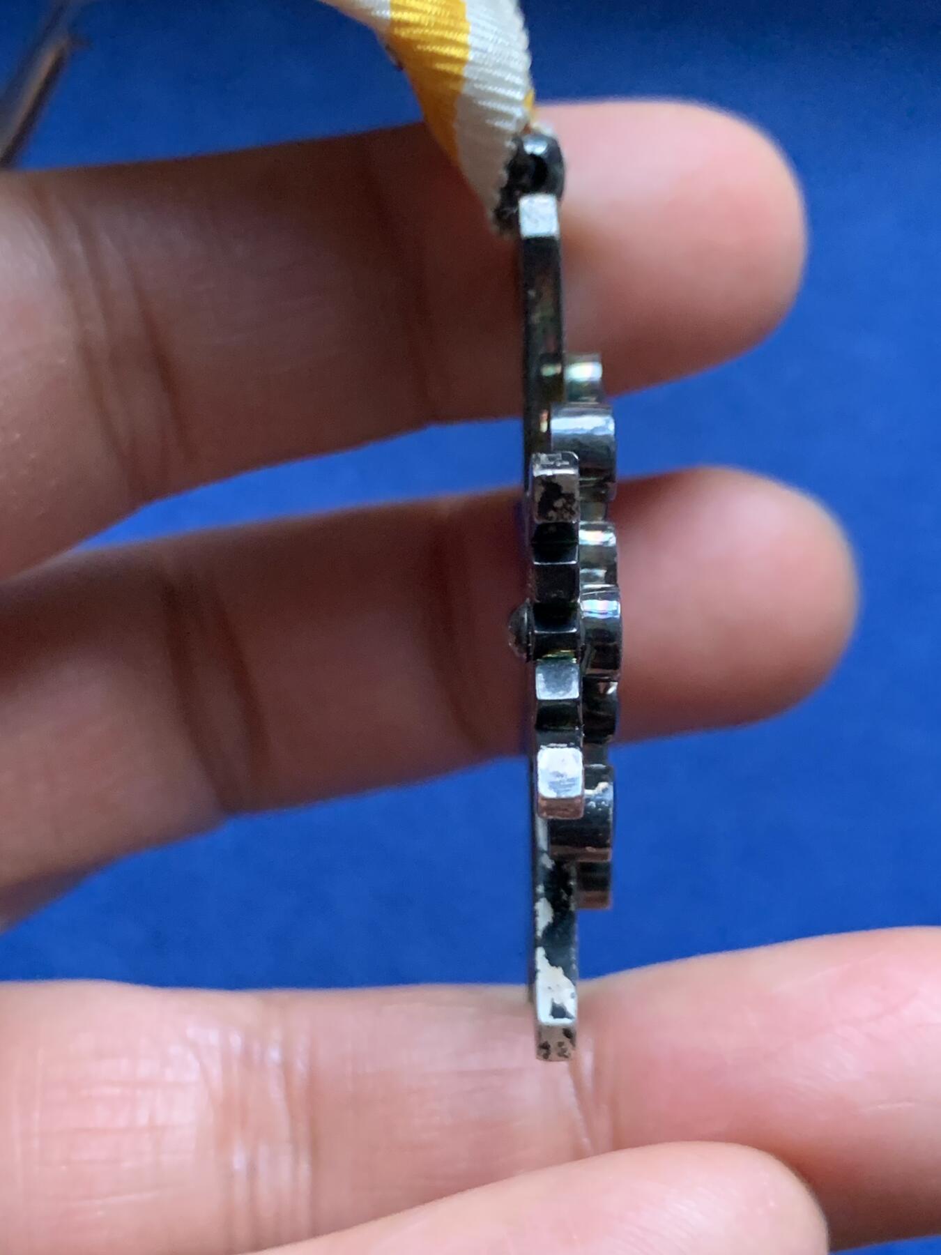 《竞宝斋》第463-465场 周日，周一，周二，3场连拍 （全场包邮）欢迎送拍 日本五等瑞宝章 镀金不错 银质 27.7g