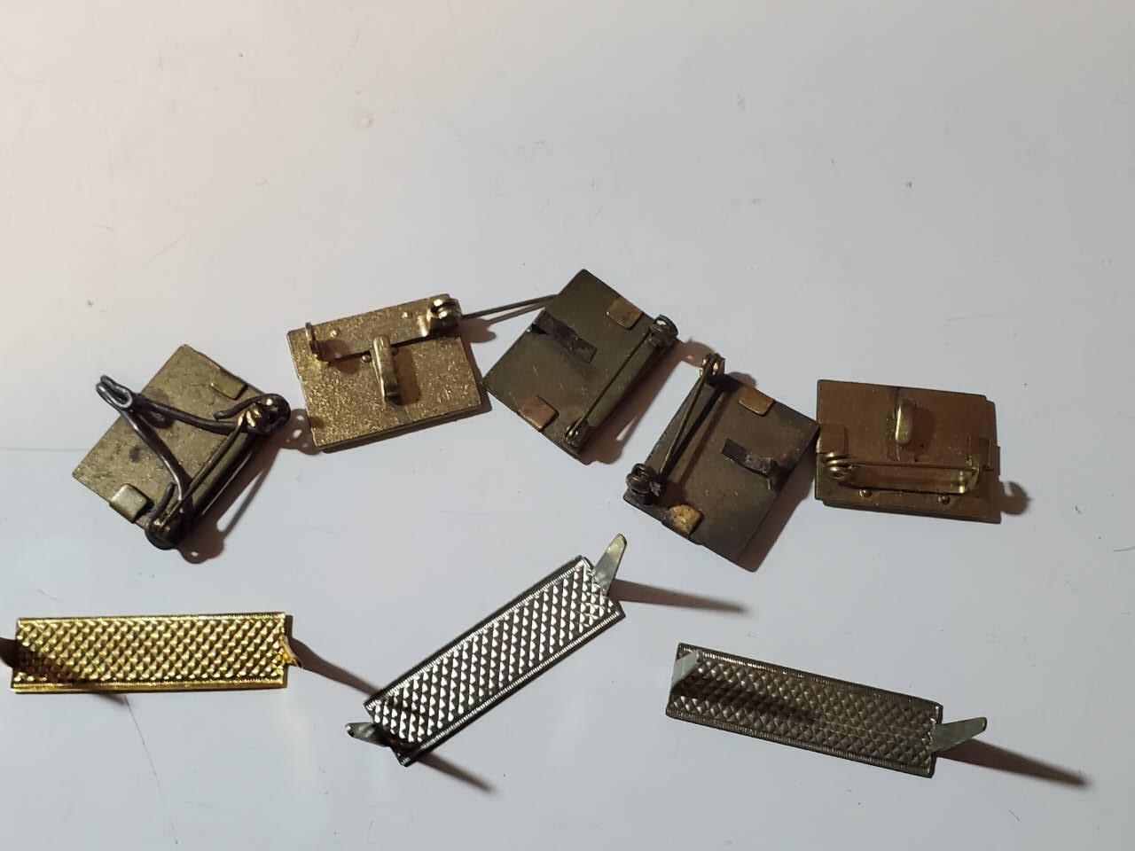 韵星假日军品类拍卖第三十九期暨默多克中校夫妇专场 -- Rimey Holidays Militaria Auction 39 & The Modoks Collection  民主德国社会主义功勋活动家五上挂勋略一套 肩条三个