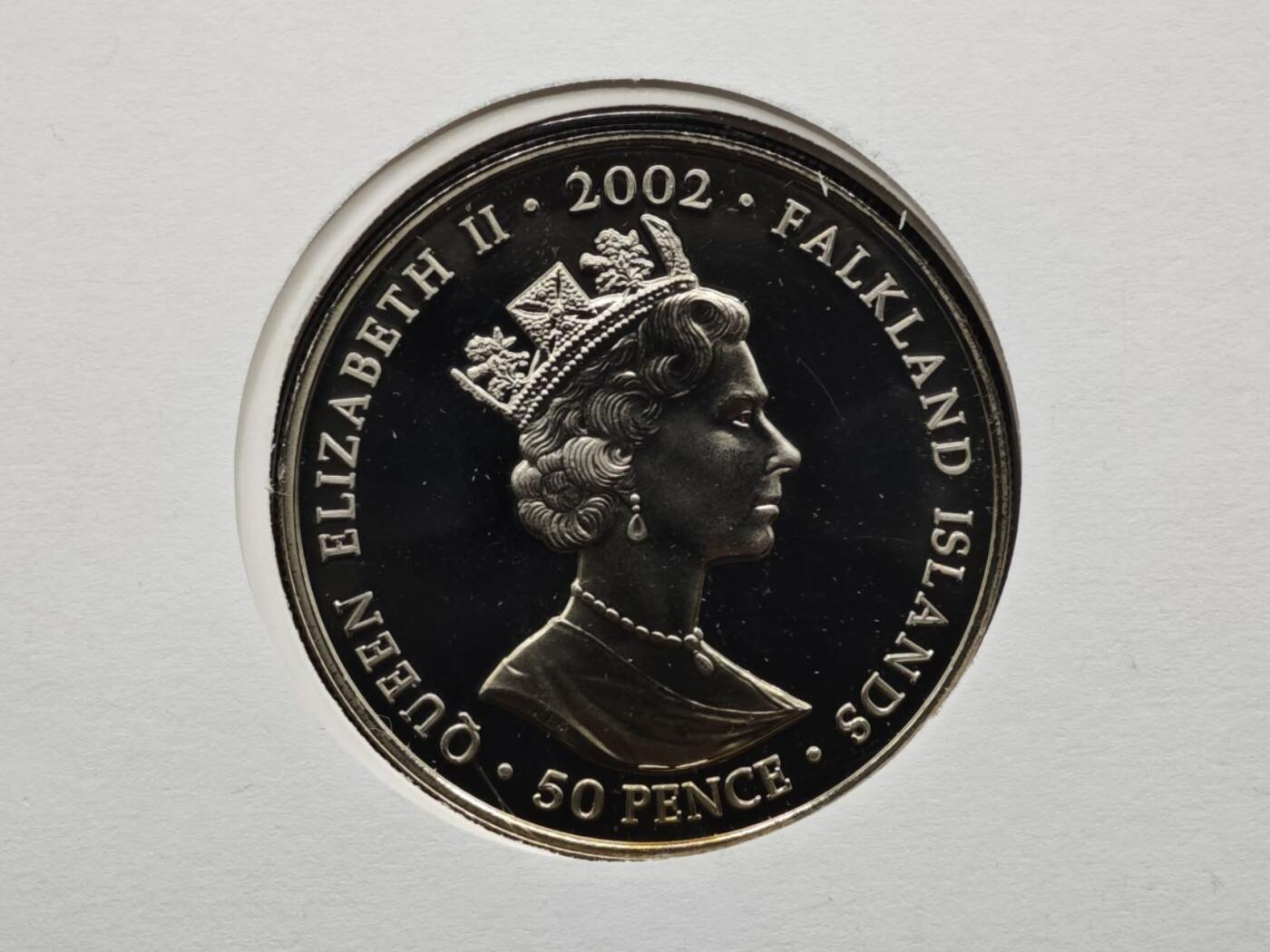 【淘币小摊】限时拍第八百六十二拍  克朗币邮币封场  满百包邮可预留两周  周一统一发货  福克兰群岛2002年女王登基金禧50便士纪念币邮币封