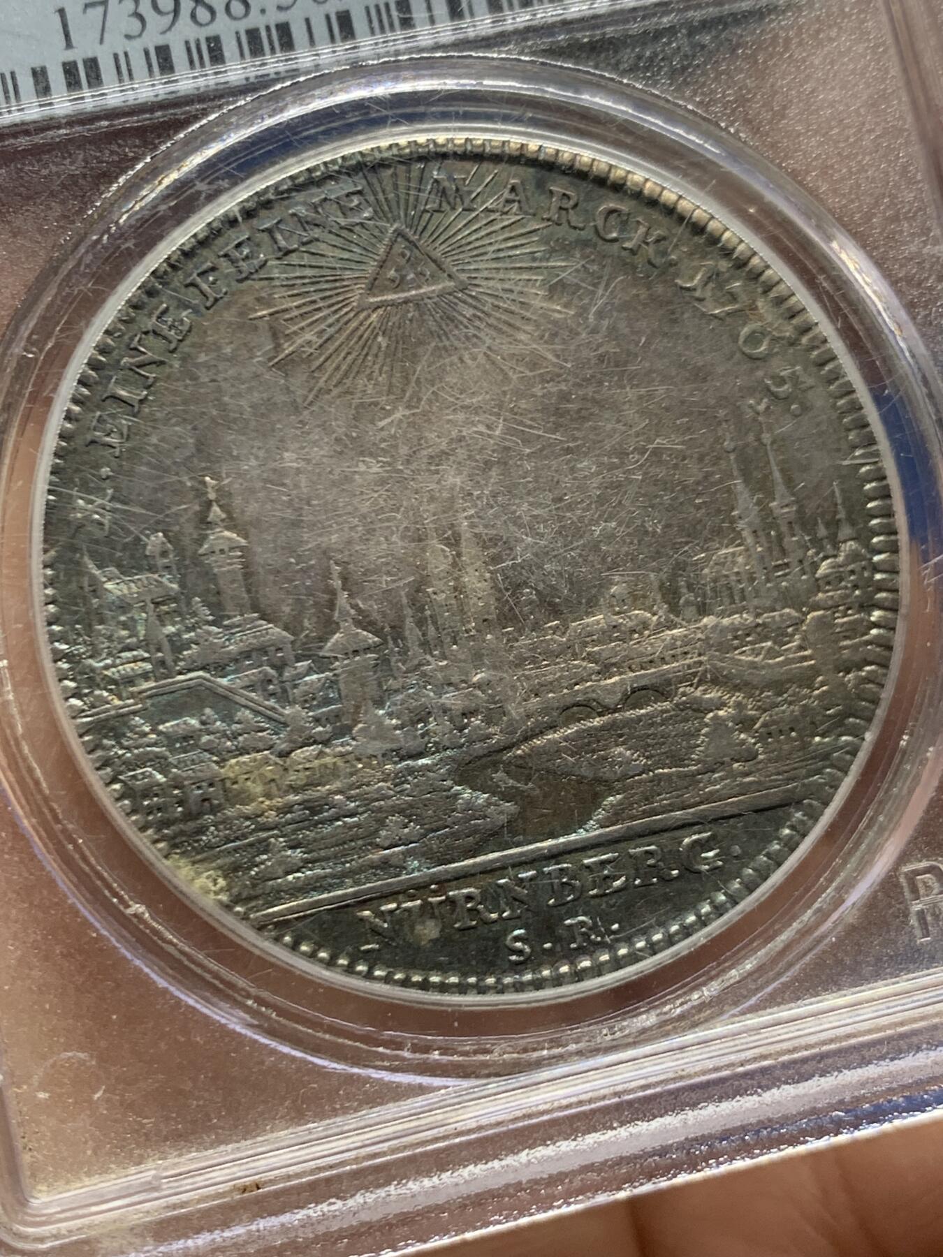 《竞宝斋》第463-465场 周日，周一，周二，3场连拍 （全场包邮）欢迎送拍 PCGS AU50 德国纽伦堡1765年双头鹰景观泰勒大银币 早期P盒 保存很不错 状态包浆同样惊人美丽