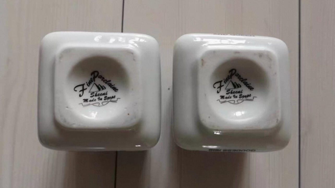 埃及产烟灰缸 收藏摆件纪念品 草纸画工艺品一套出（可交换朝鲜苏联章）