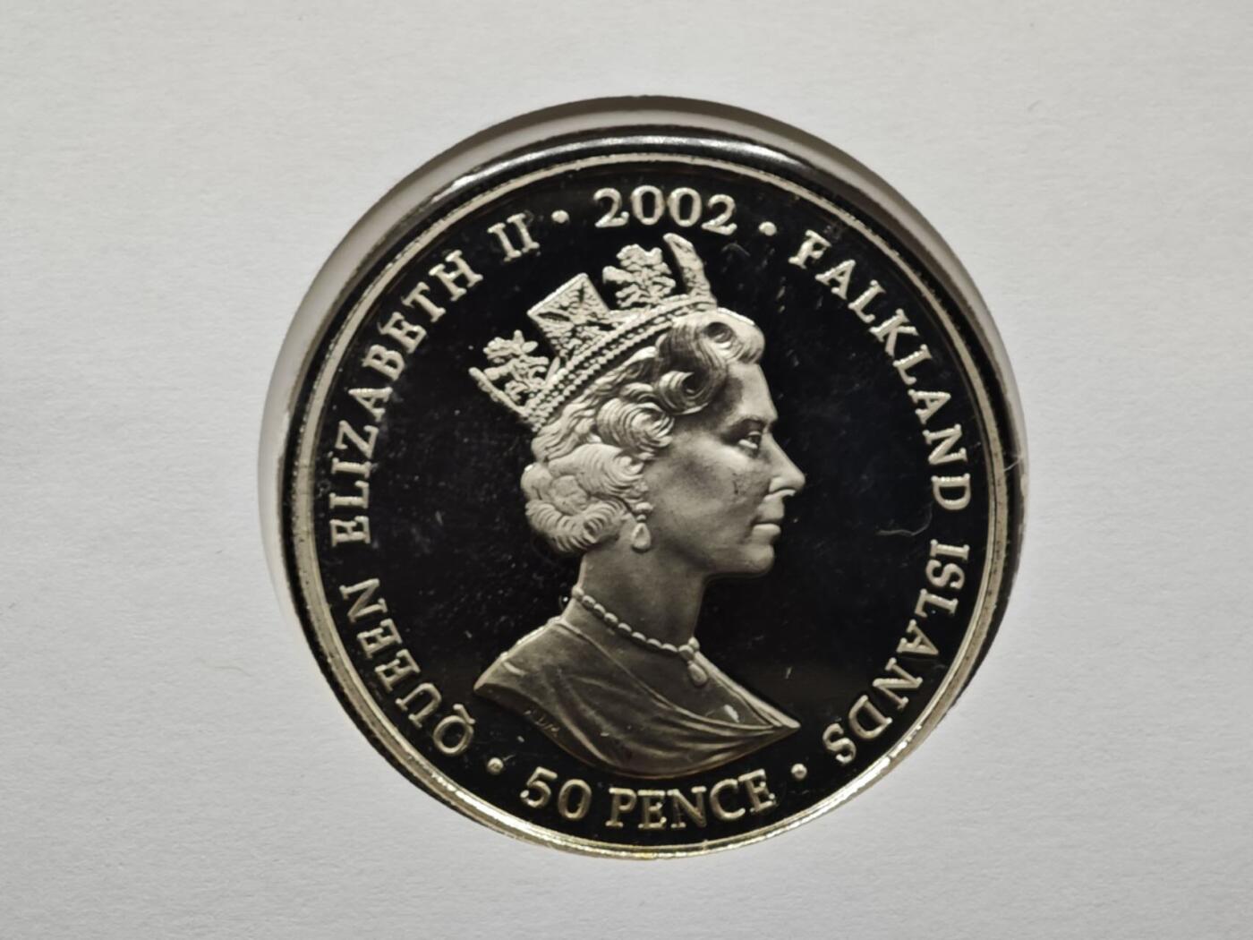 【淘币小摊】限时拍第八百六十二拍  克朗币邮币封场  满百包邮可预留两周  周一统一发货  福克兰群岛2002年女王登基金禧50便士纪念币邮币封