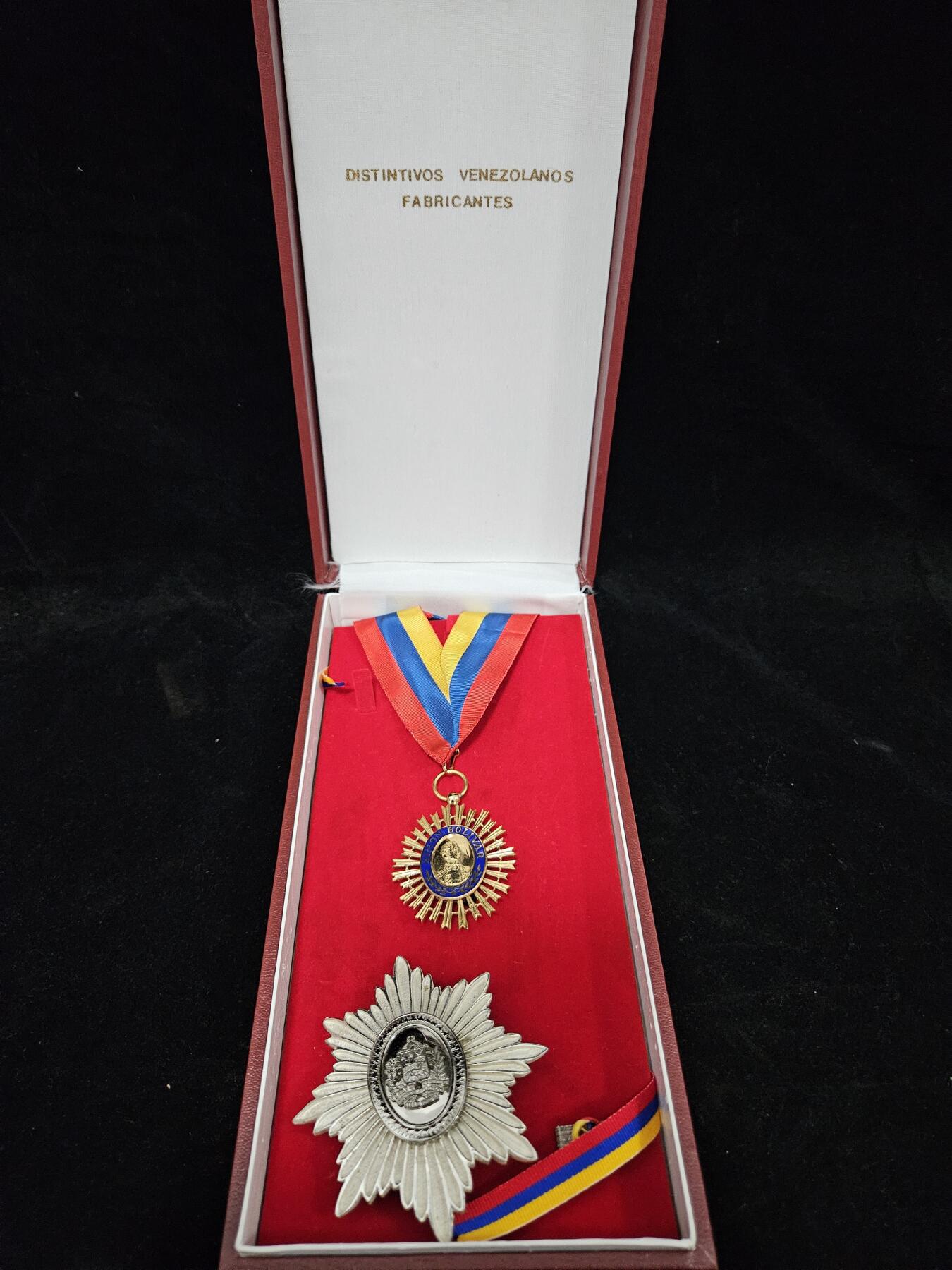 0元起拍勋章 第331期 咸鱼国勋章拍卖专场 2月4日（周三）下午6：00开始 委内瑞拉最高荣誉 解放者勋章 大军官级