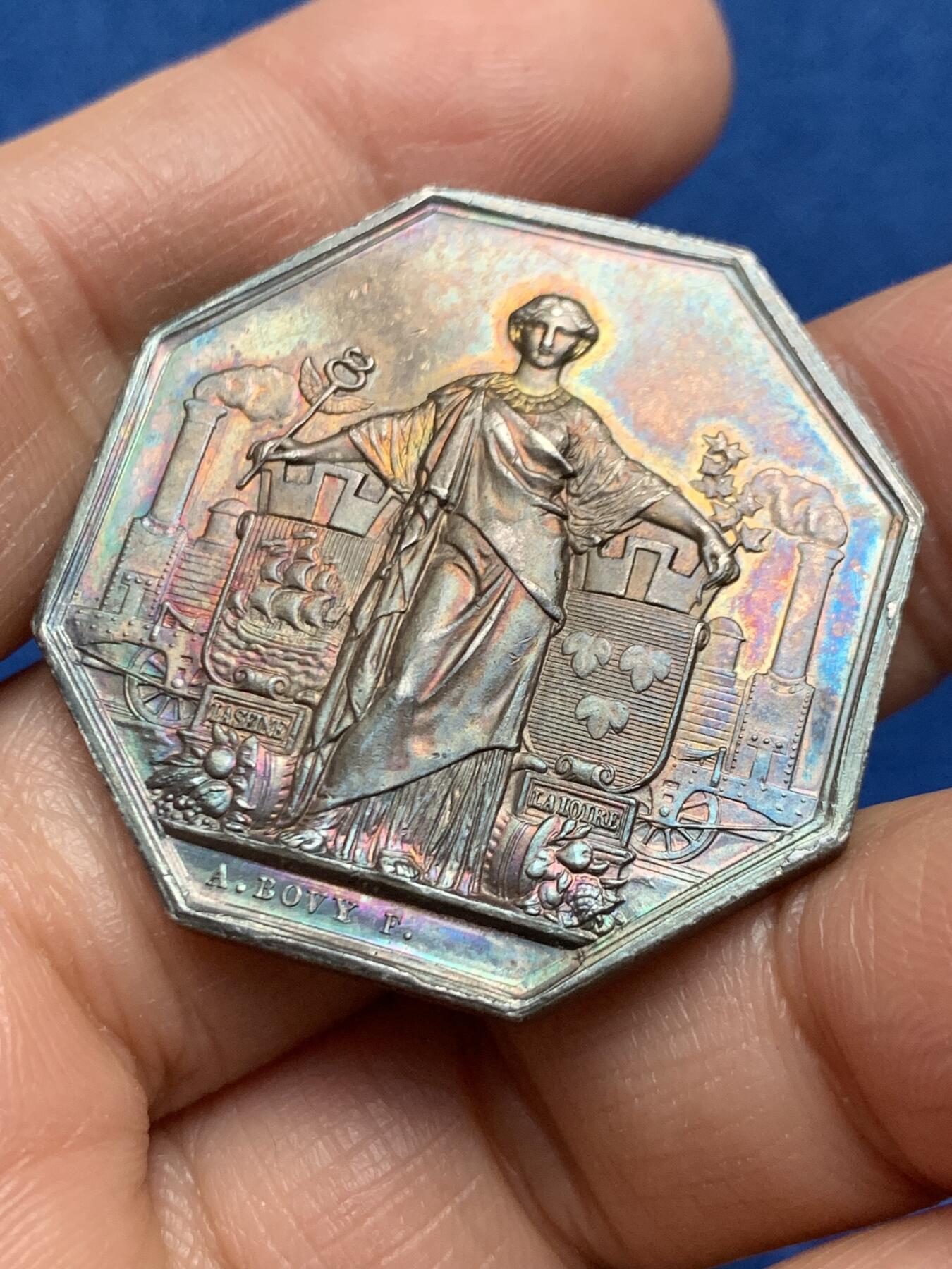 《竞宝斋》第463-465场 周日，周一，周二，3场连拍 （全场包邮）欢迎送拍 法国巴黎-奥尔良铁路八角银质代币，重约23.6g，36.5mm，手指边铭