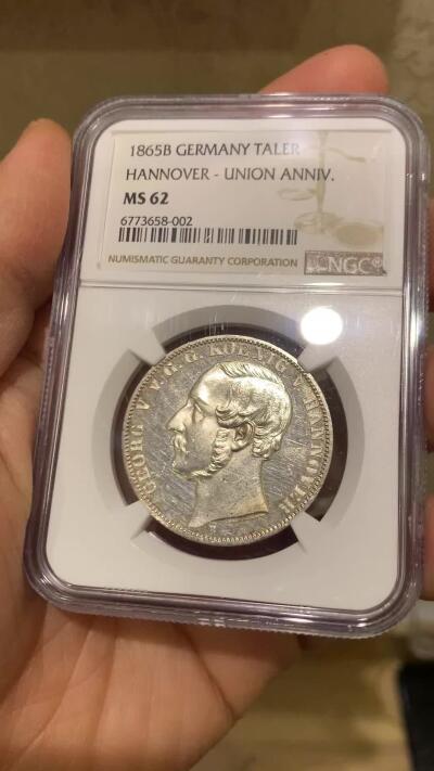 《竞宝斋》第463-465场 周日，周一，周二，3场连拍 （全场包邮）欢迎送拍 NGC MS62 德国 1865汉诺威和东弗里士兰联合50周年纪念泰勒，PL底板 发行量仅1000枚，是同系列橡树泰勒发现量的一半 非常难遇的品种