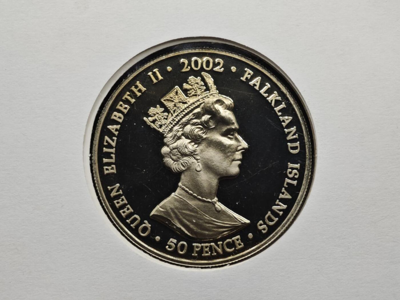 【淘币小摊】限时拍第八百六十二拍  克朗币邮币封场  满百包邮可预留两周  周一统一发货  福克兰群岛2002年女王登基金禧50便士纪念币邮币封