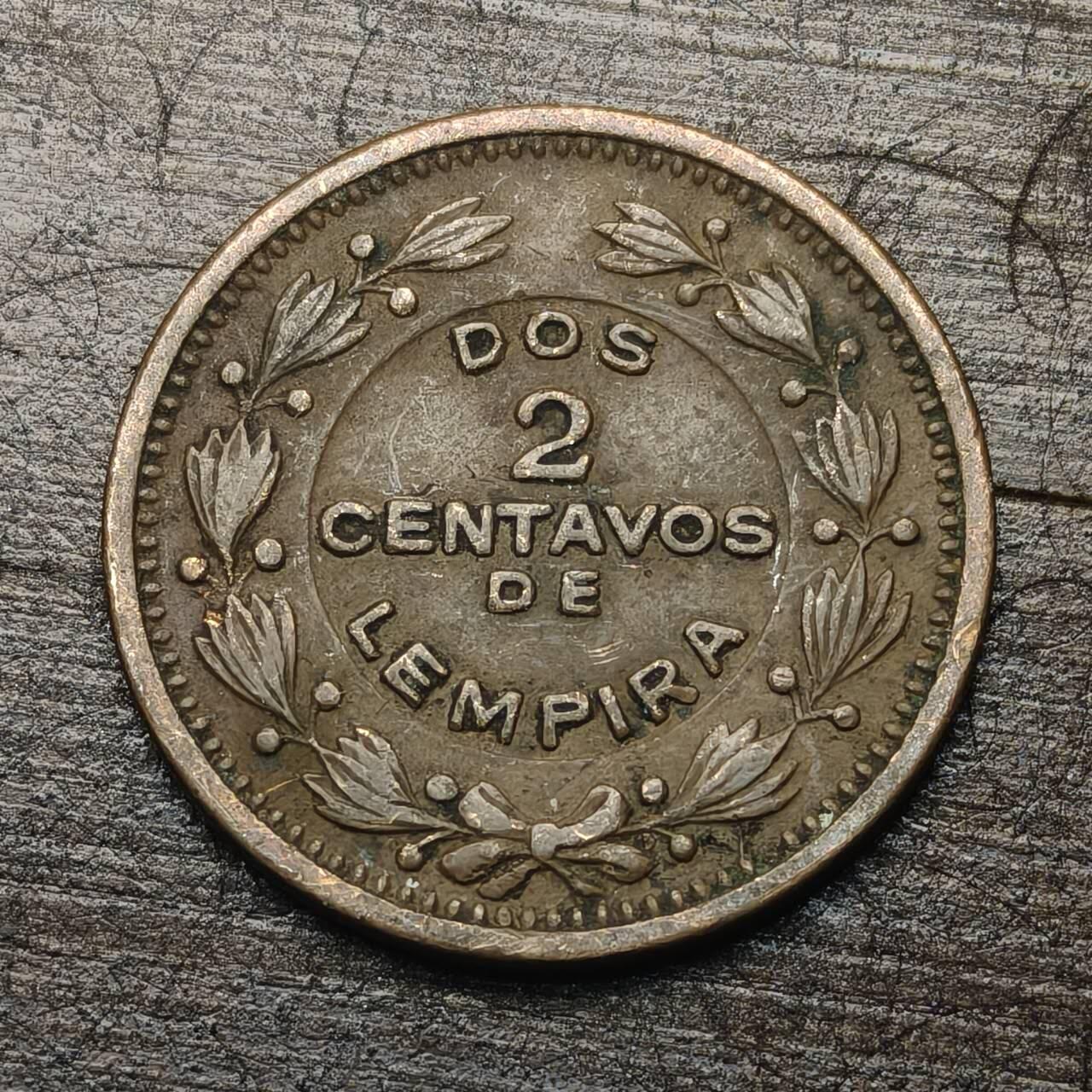 【铜匠收藏】★第144★散币专场 不寄存，30包邮。不满30元，支付5元运费。《接受代拍 代送NGC评级》 43【无寄存】洪都拉斯 1956年 国徽 2分 铜币