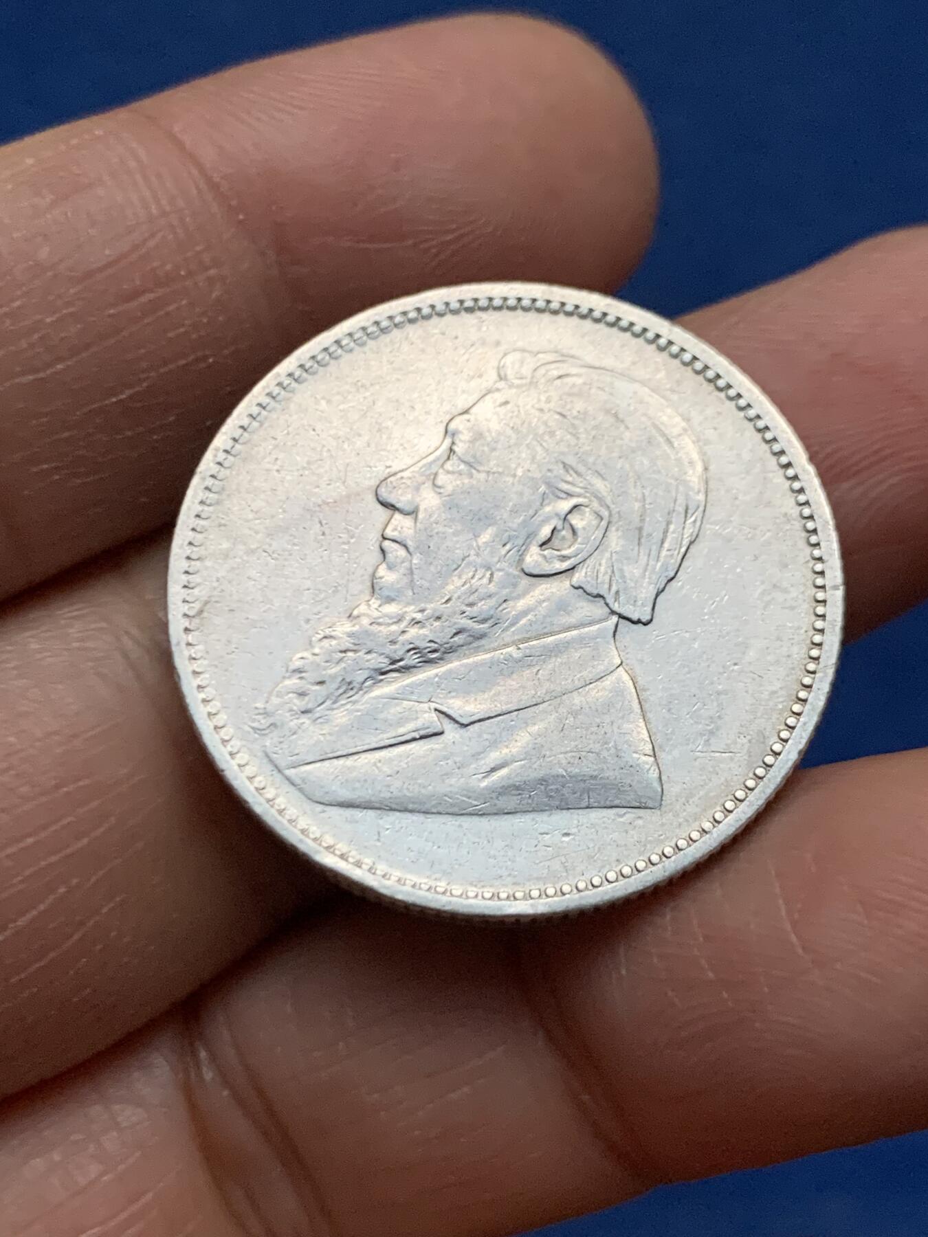 《竞宝斋》第463-465场 周日，周一，周二，3场连拍 （全场包邮）欢迎送拍 德兰士瓦共和国 1897年2先令 银币 南非的前身之一 仅存在不到50年 这枚细节很好 少见品种