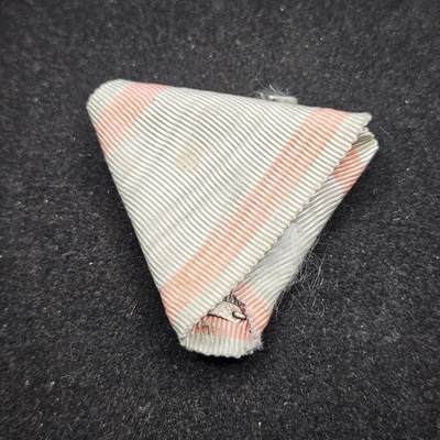 0元起拍勋章 第331期 咸鱼国勋章拍卖专场 2月4日（周三）下午6：00开始 - 早期粉色瑞宝绶带