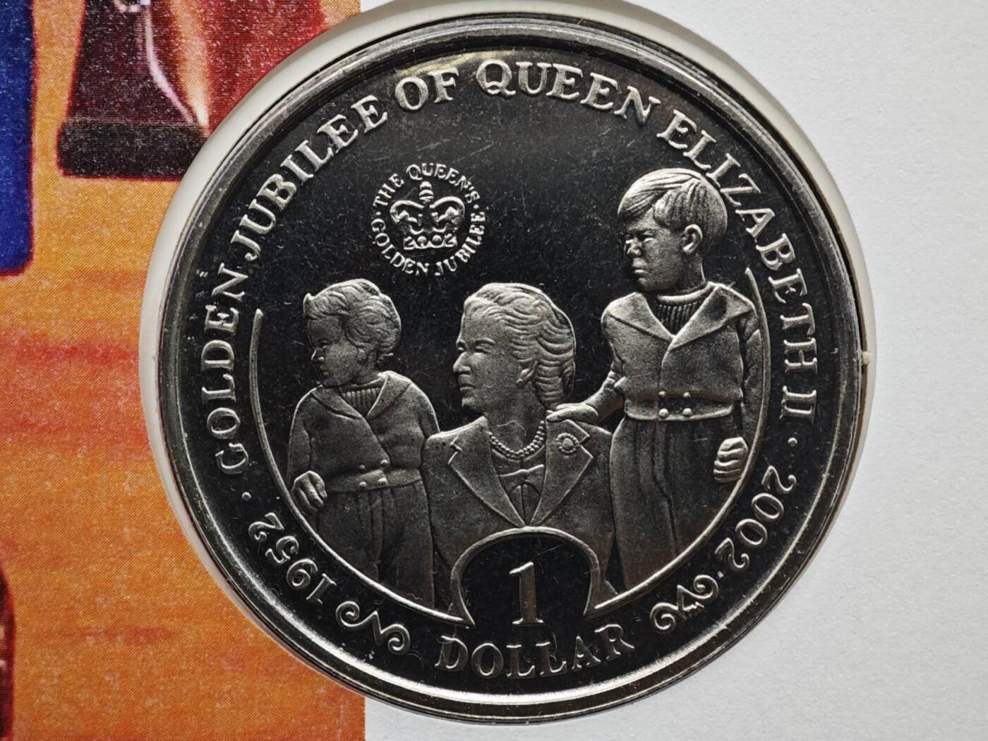 【淘币小摊】限时拍第八百六十二拍  克朗币邮币封场  满百包邮可预留两周  周一统一发货  塞拉利昂2002年女王登基金禧1元纪念币邮币封