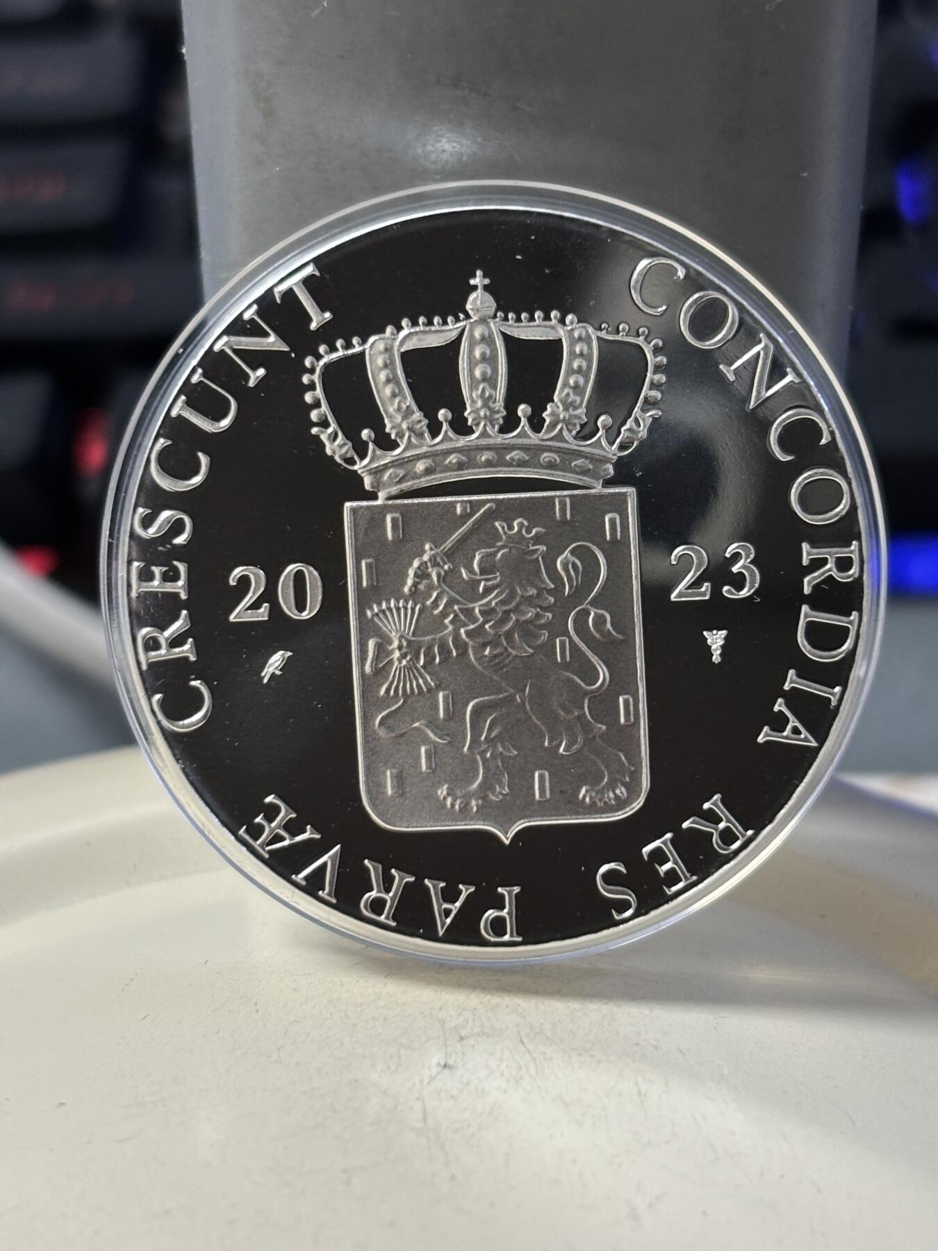 第190期拍卖 荷兰2023年杜卡特城堡系列城堡纪念银章2，837银，28.25克，发行1750枚