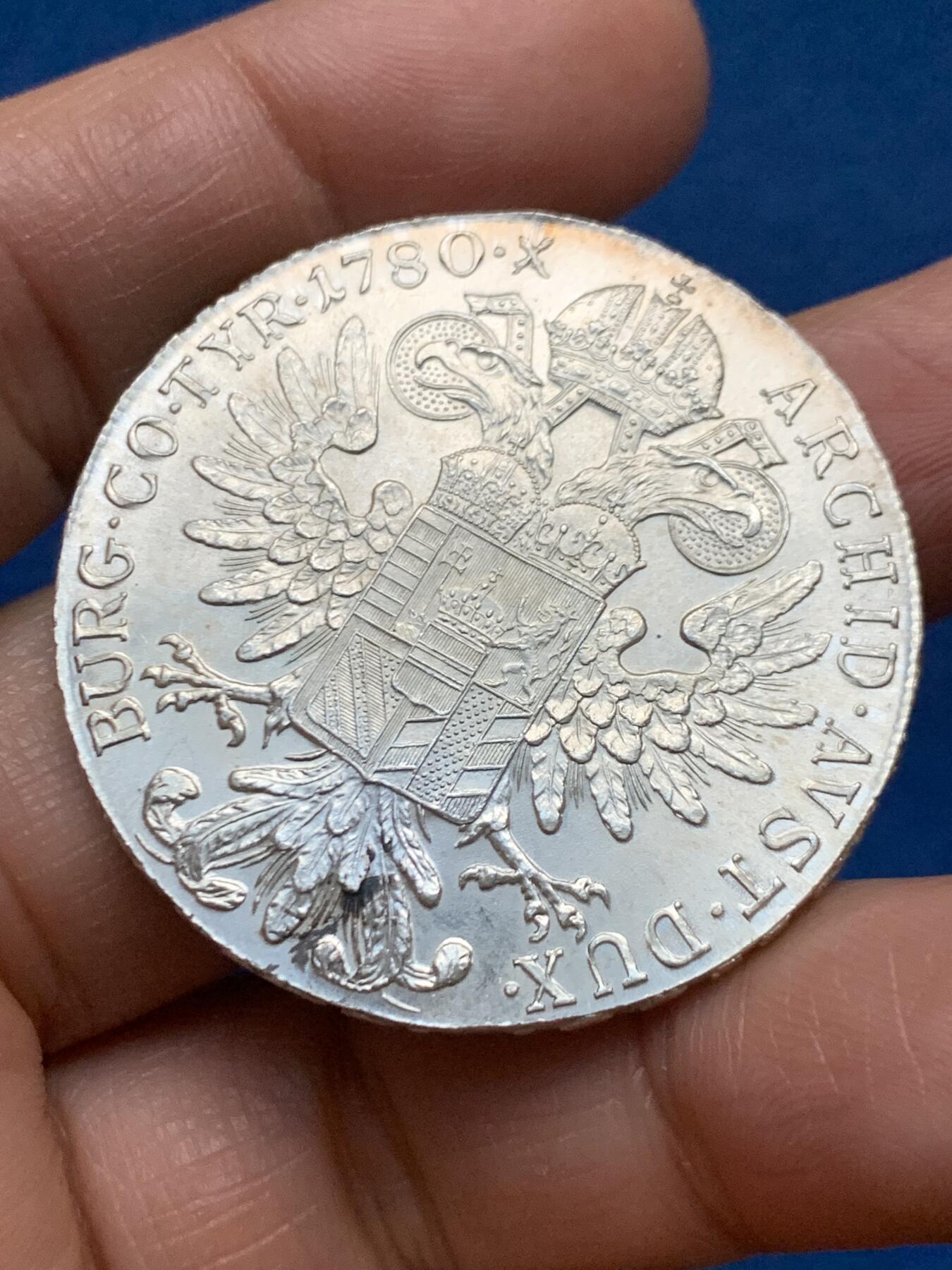 《竞宝斋》第463-465场 周日，周一，周二，3场连拍 （全场包邮）欢迎送拍 奥地利1780年大奶妈银币 后铸版