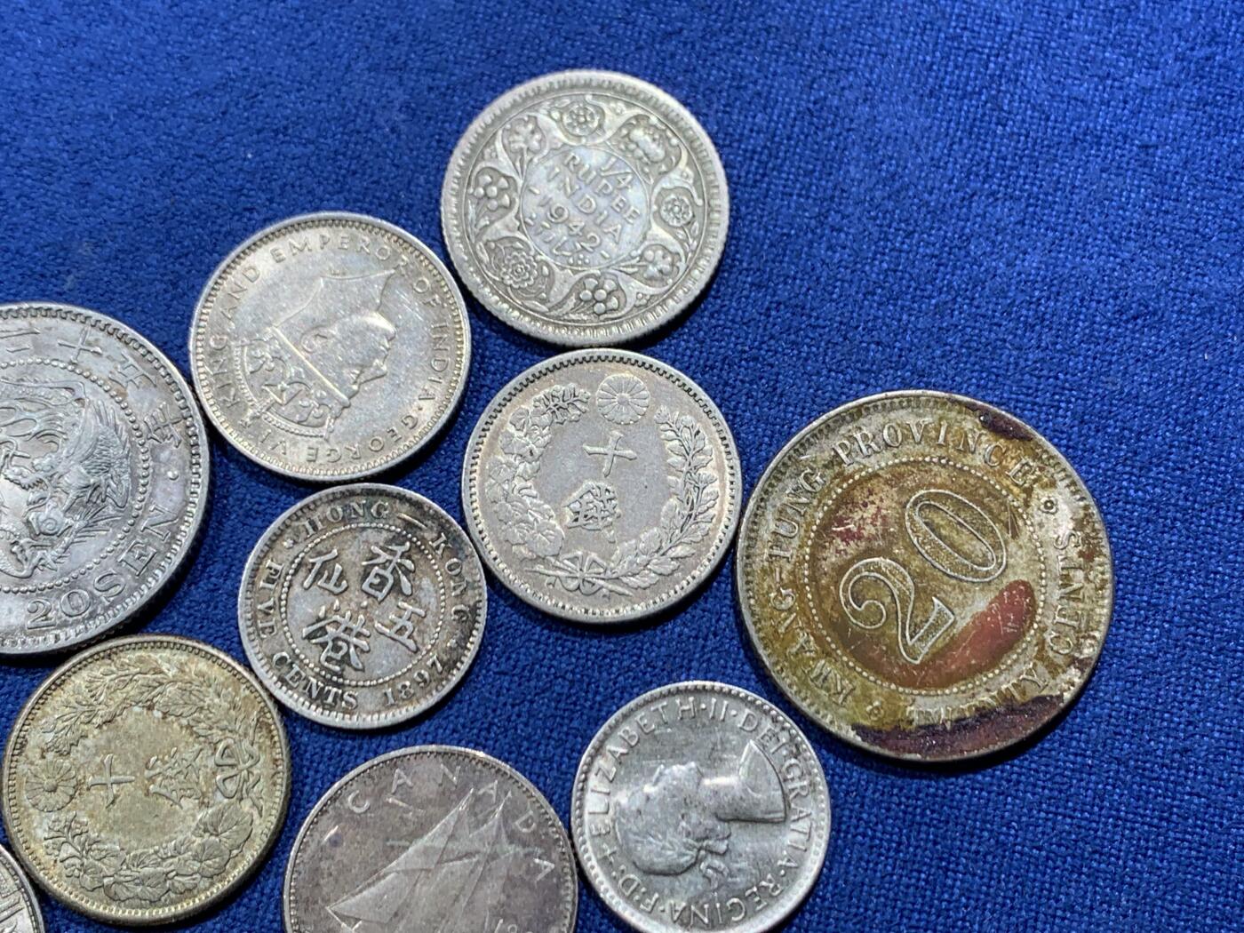 《竞宝斋》第463-465场 周日，周一，周二，3场连拍 （全场包邮）欢迎送拍 12枚一组 各国银币 总计34.45克