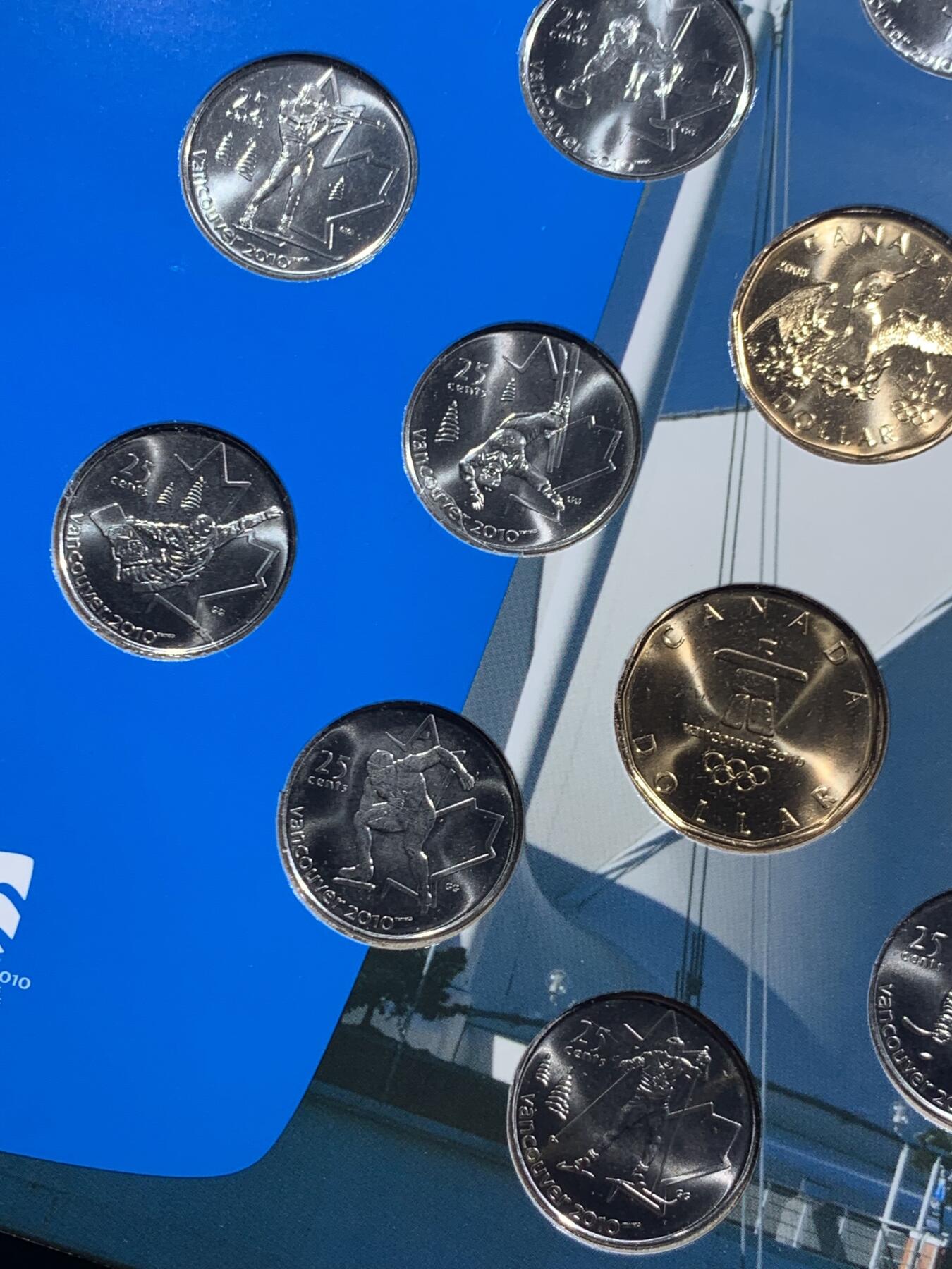 《竞宝斋》第463-465场 周日，周一，周二，3场连拍 （全场包邮）欢迎送拍 加拿大混年份纪念套币 温哥华冬季奥运会和残奥会14枚纪念币2007/2008/2009/2010年 大卡装